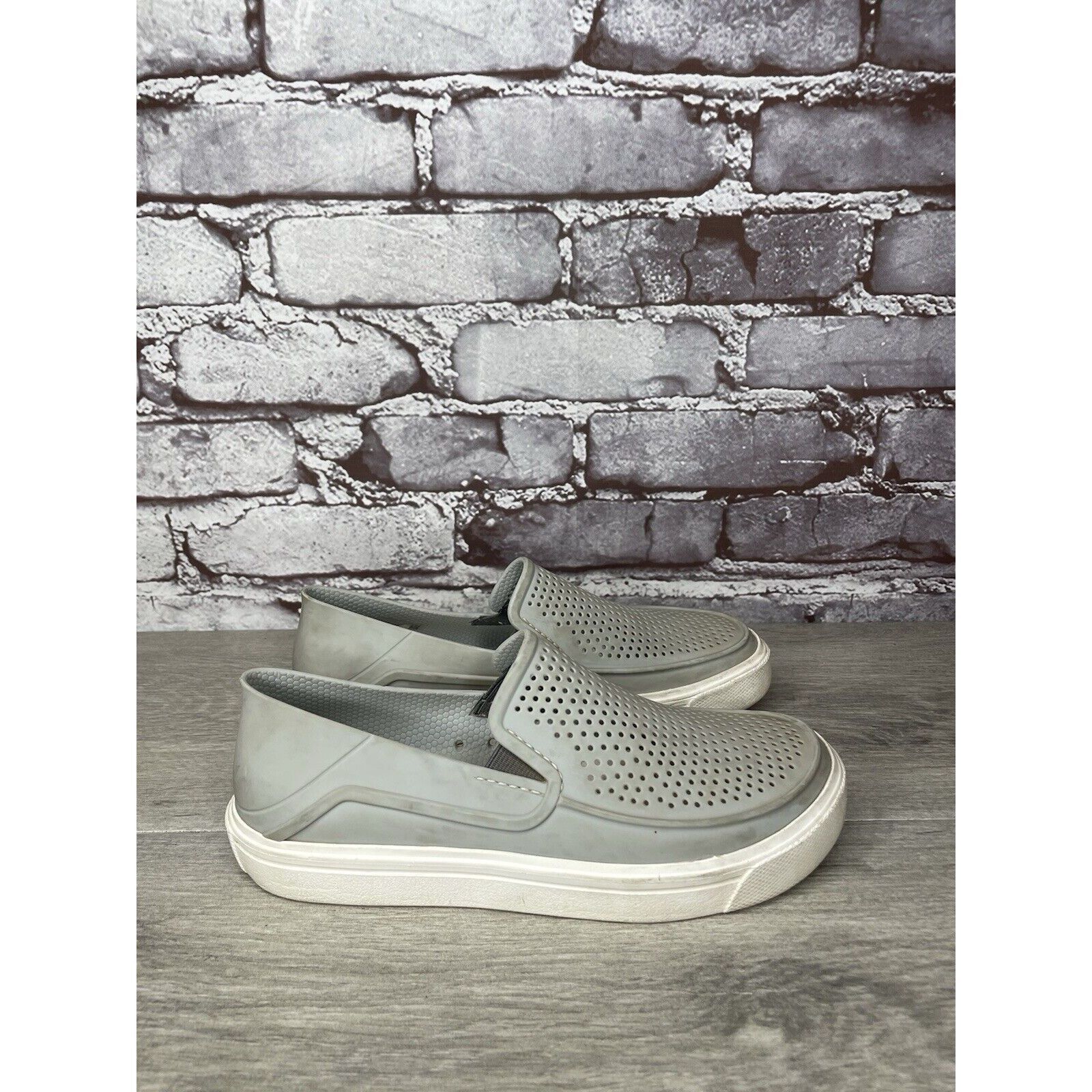 Crocs Crocs Iconic Comfort Citilane Roka Gray Perforated Loafers S Size US 5.5 / IT 35.5 - 6 Thumbnail