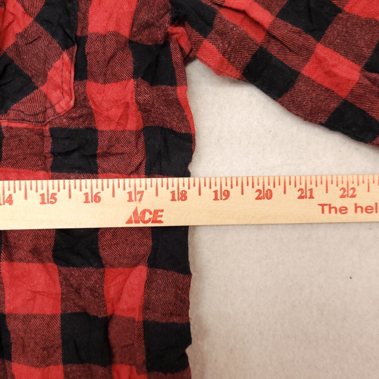 Southpole SouthPole Buffalo Check Flannel Shirt Mens Size Medium M Red Size US M / EU 48-50 / 2 - 9 Thumbnail