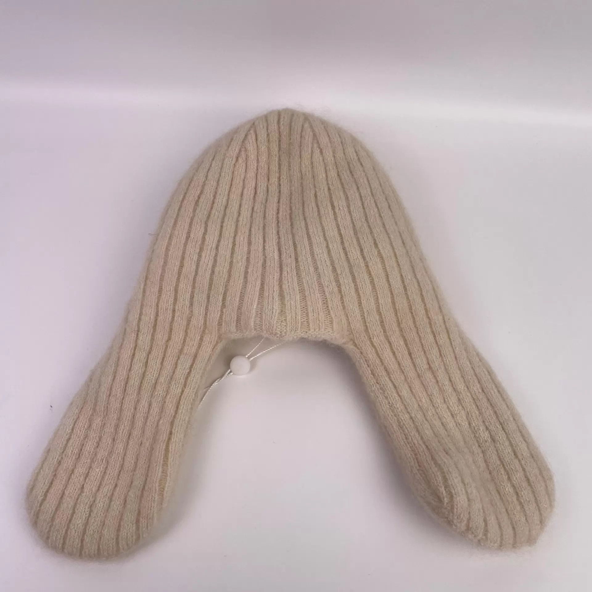 Louis Vuitton LV pilot earflap beanie white Size ONE SIZE - 7 Thumbnail