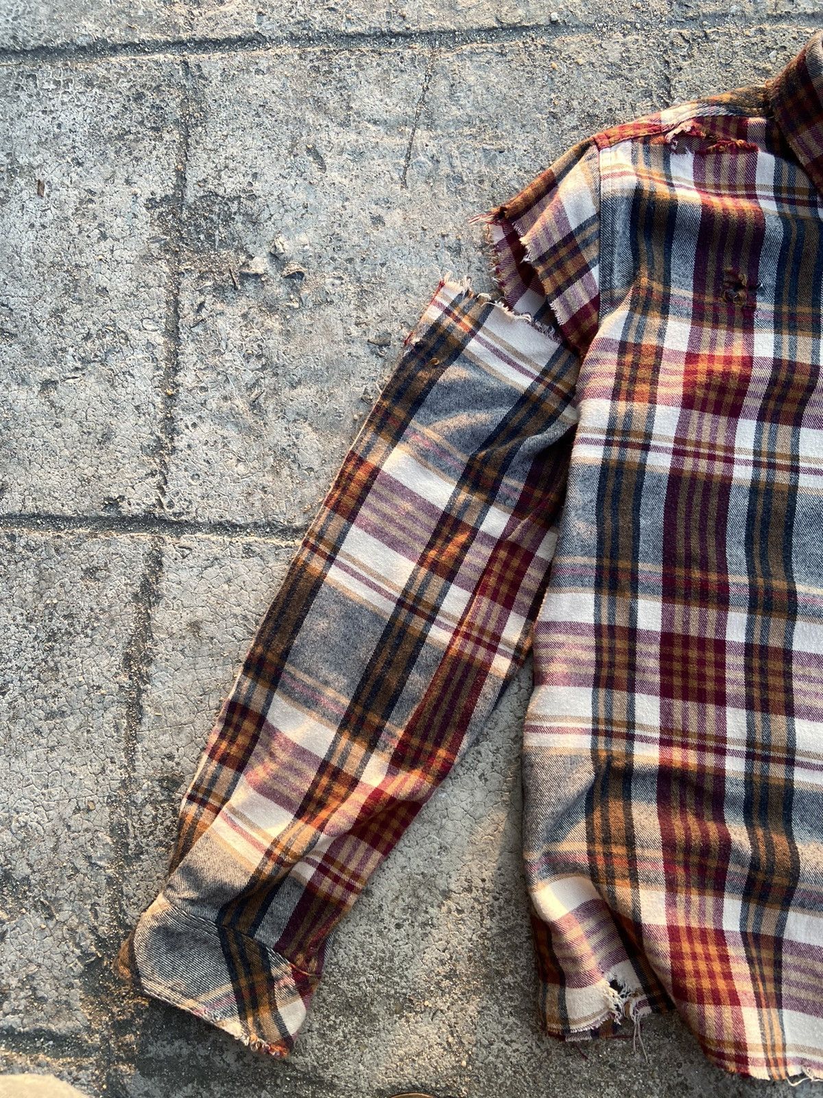 Vintage Distressed flannel shirt shadow plaid boxy fit Size US L / EU 52-54 / 3 - 6 Thumbnail
