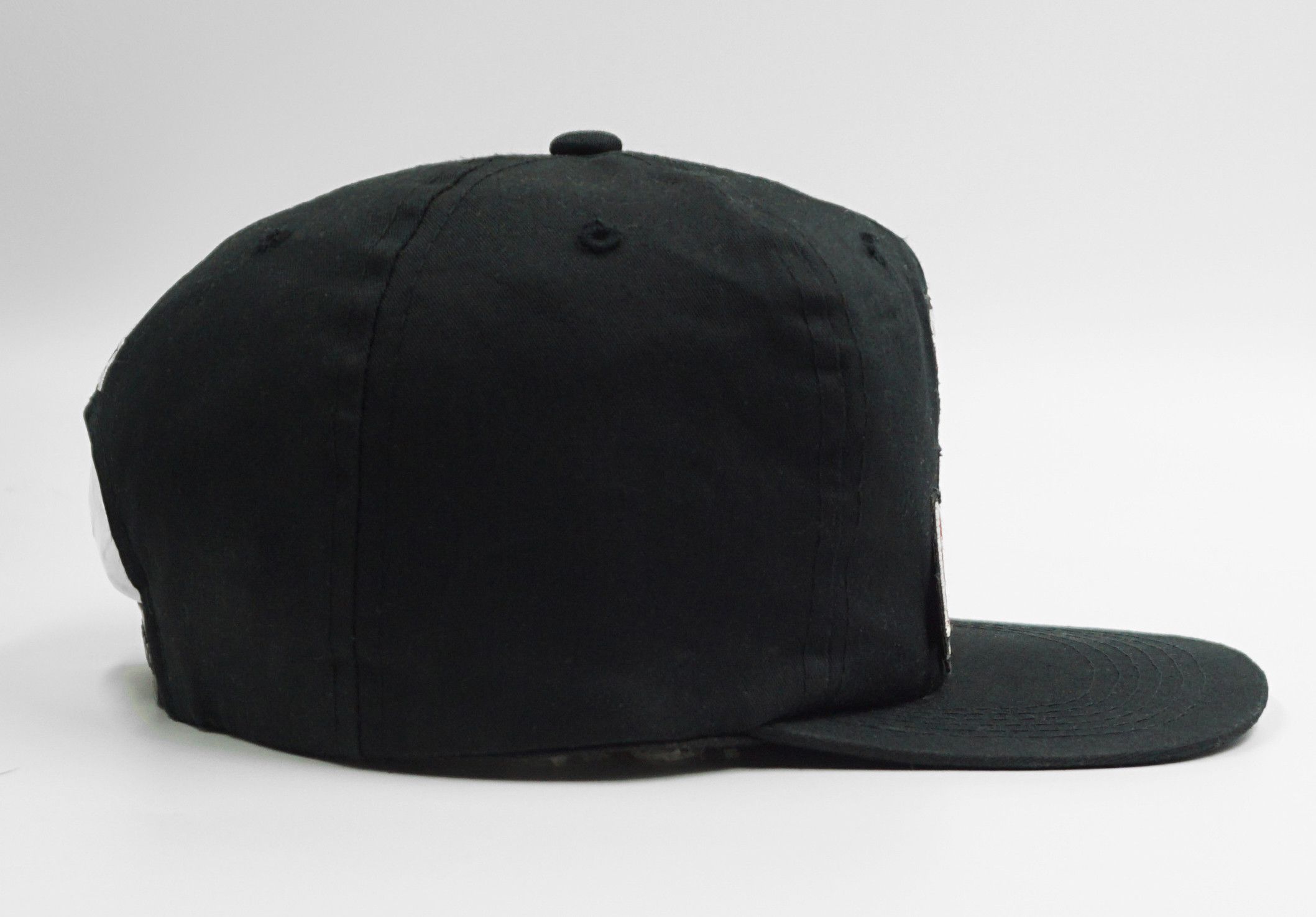 Starter 90's Chicago Bulls Back-to-Back NBA Word Champion Cap Size ONE SIZE - 3 Thumbnail