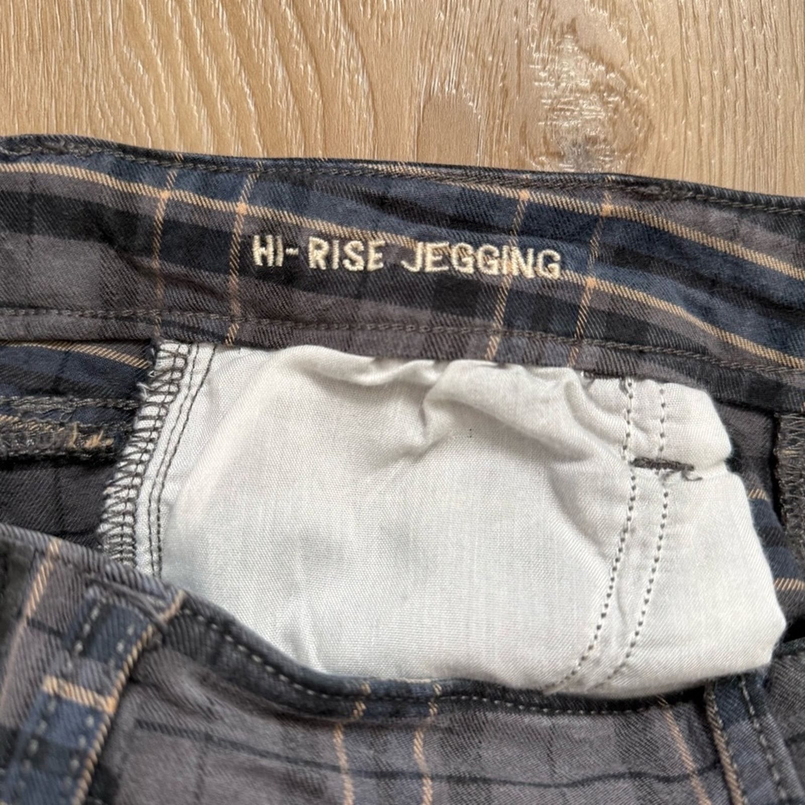 American Eagle Outfitters American Eagle Outfitters Hi-Rise Jegging 4 Long Size 27" / US 4 / IT 40 - 9 Thumbnail