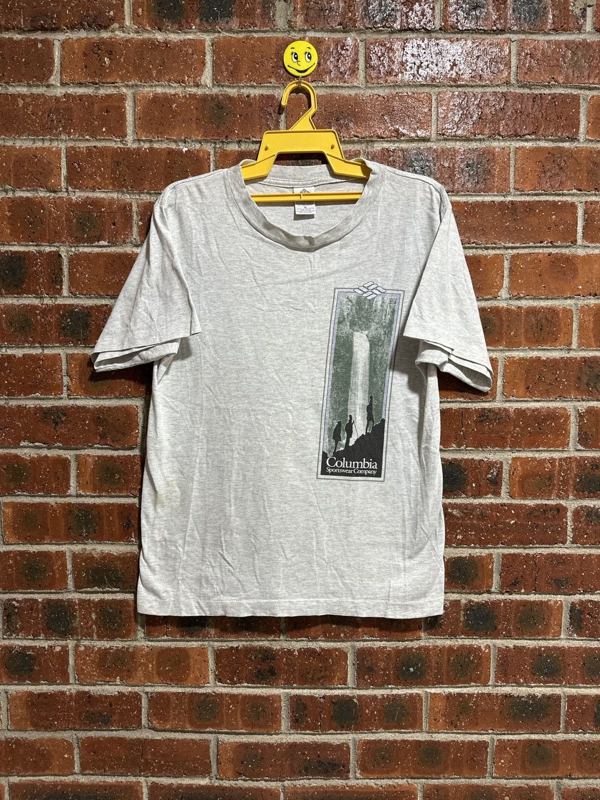Columbia × Vintage Vintage Columbia Sportswear Company Faded Tee Size US M / EU 48-50 / 2 - 1 Thumbnail