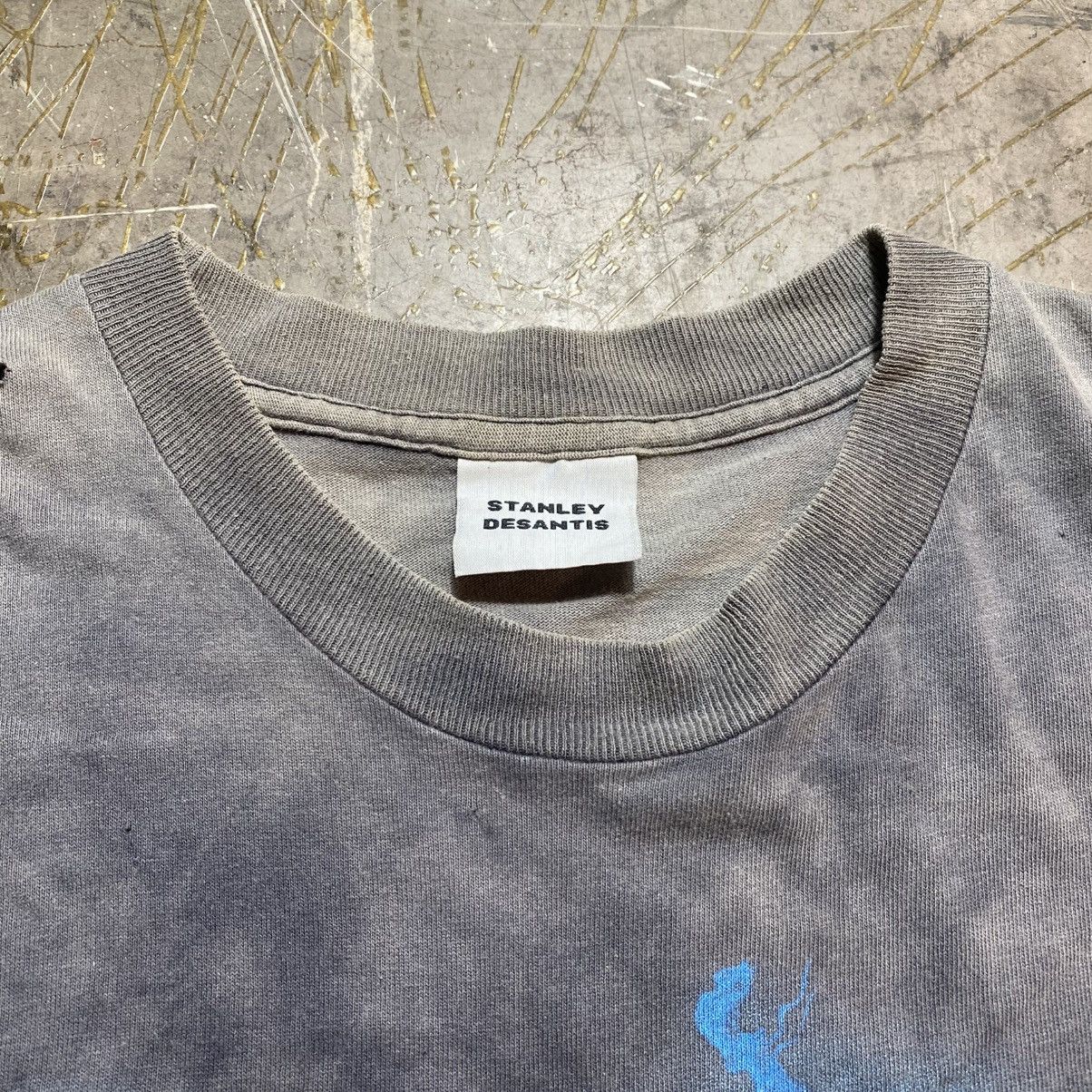 Vintage Vintage 90s Distressed Spawn Stanley Desantis Tee Size US XL / EU 56 / 4 - 4 Thumbnail