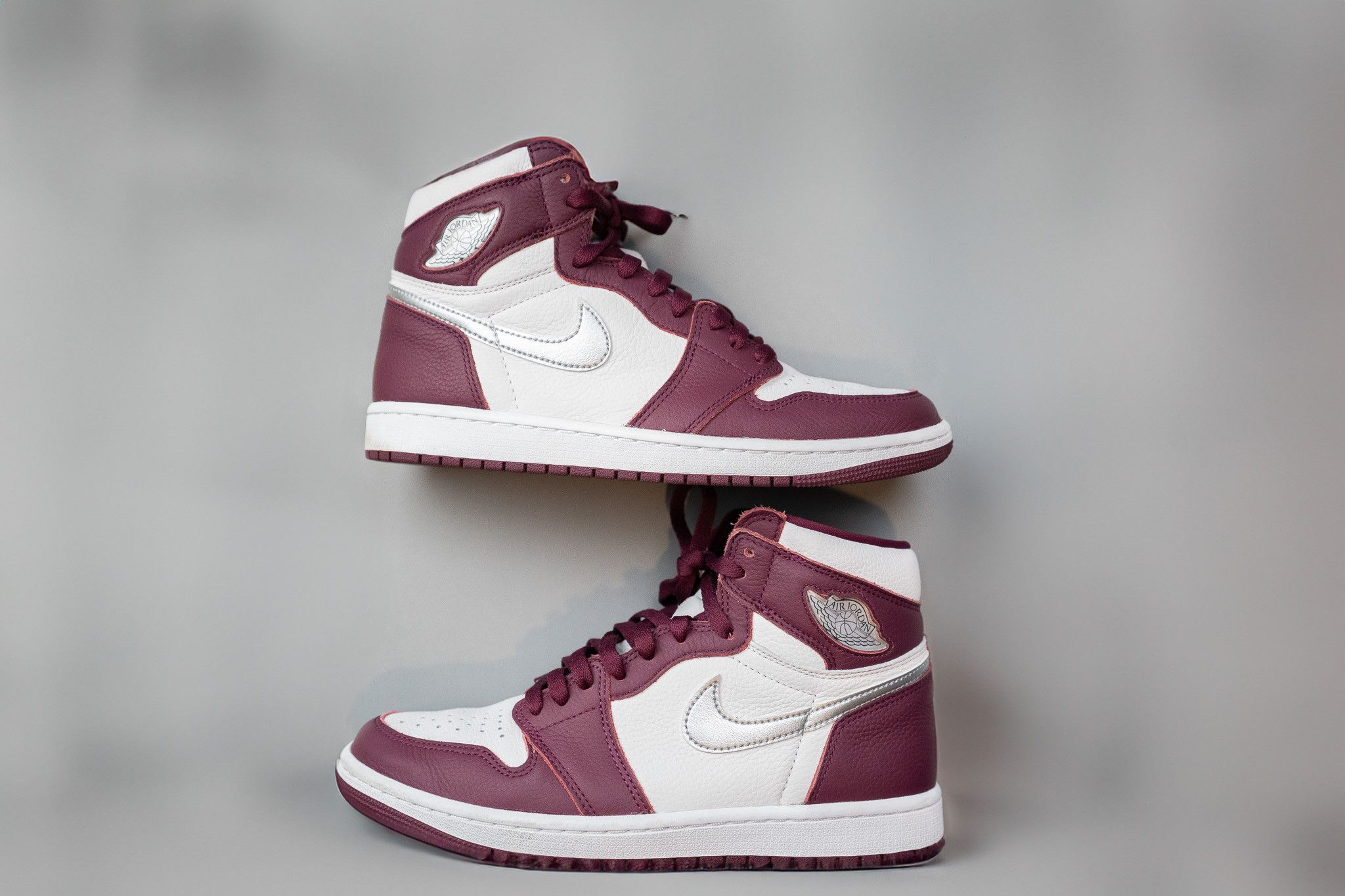 Jordan Brand Jordan 1 Retro High OG Bordeaux Size US 8.5 / EU 41-42 - 2 Thumbnail