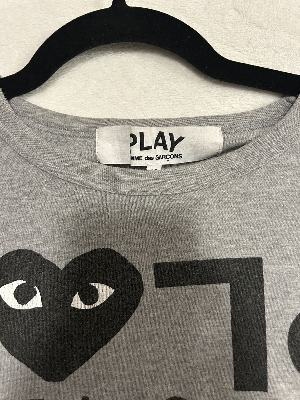 Comme des Garcons PLAY CDG Play Inverted Text T-Shirt Size US S / EU 44-46 / 1 - 2 Thumbnail