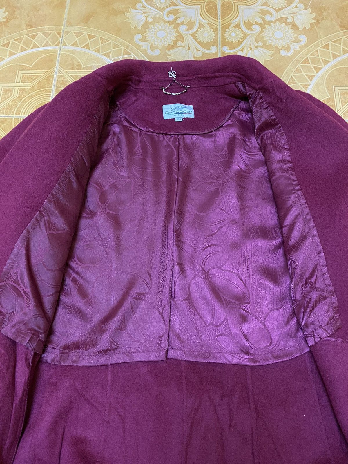 Japanese Brand × Other Crocodile Ladies Coat Handmade Size L / US 10 / IT 46 - 7 Thumbnail