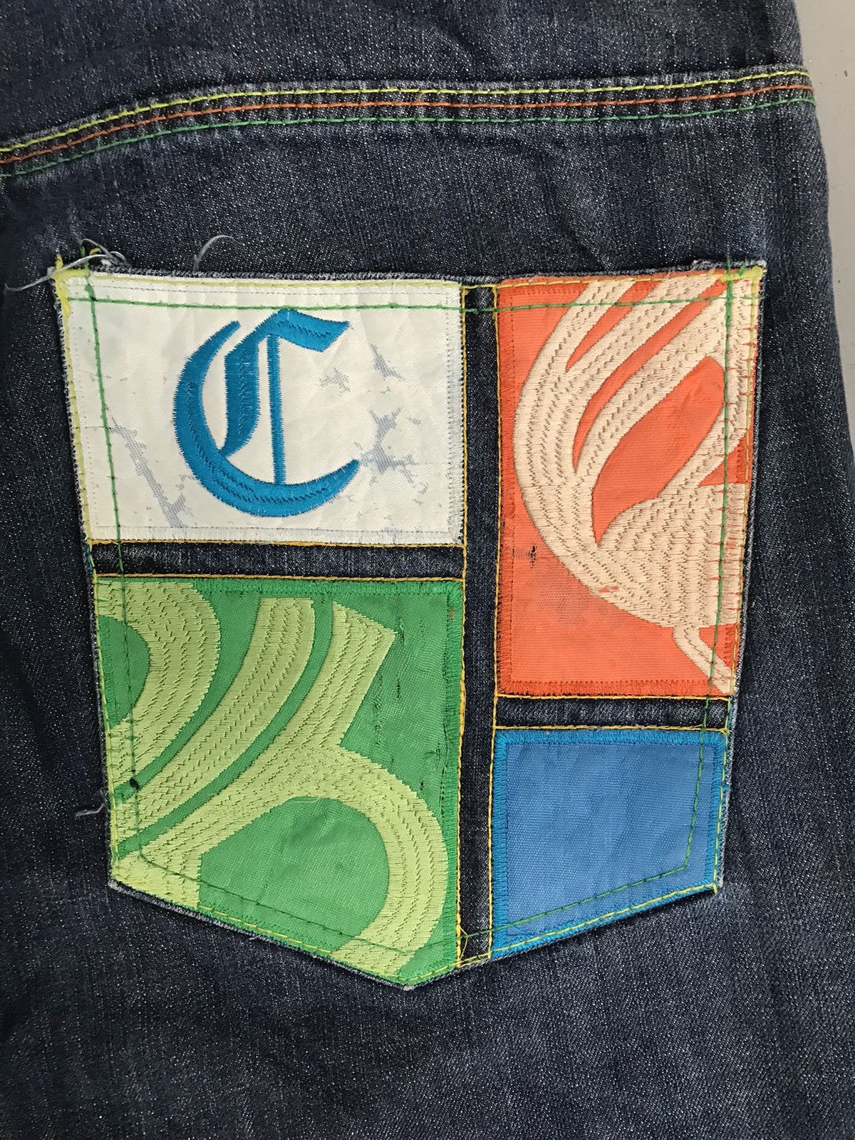 Coogi × Vintage Vintage Coogi embroidered denim short Size US 39 - 9 Thumbnail