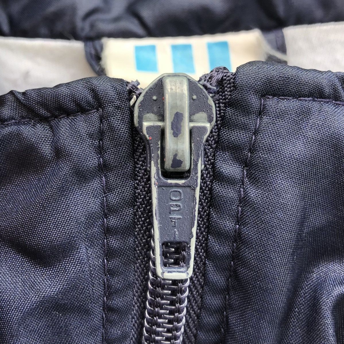 Adidas Vintage 90s Adidas Men’s Windbreaker Nylon Jacket Size US M / EU 48-50 / 2 - 17 Thumbnail
