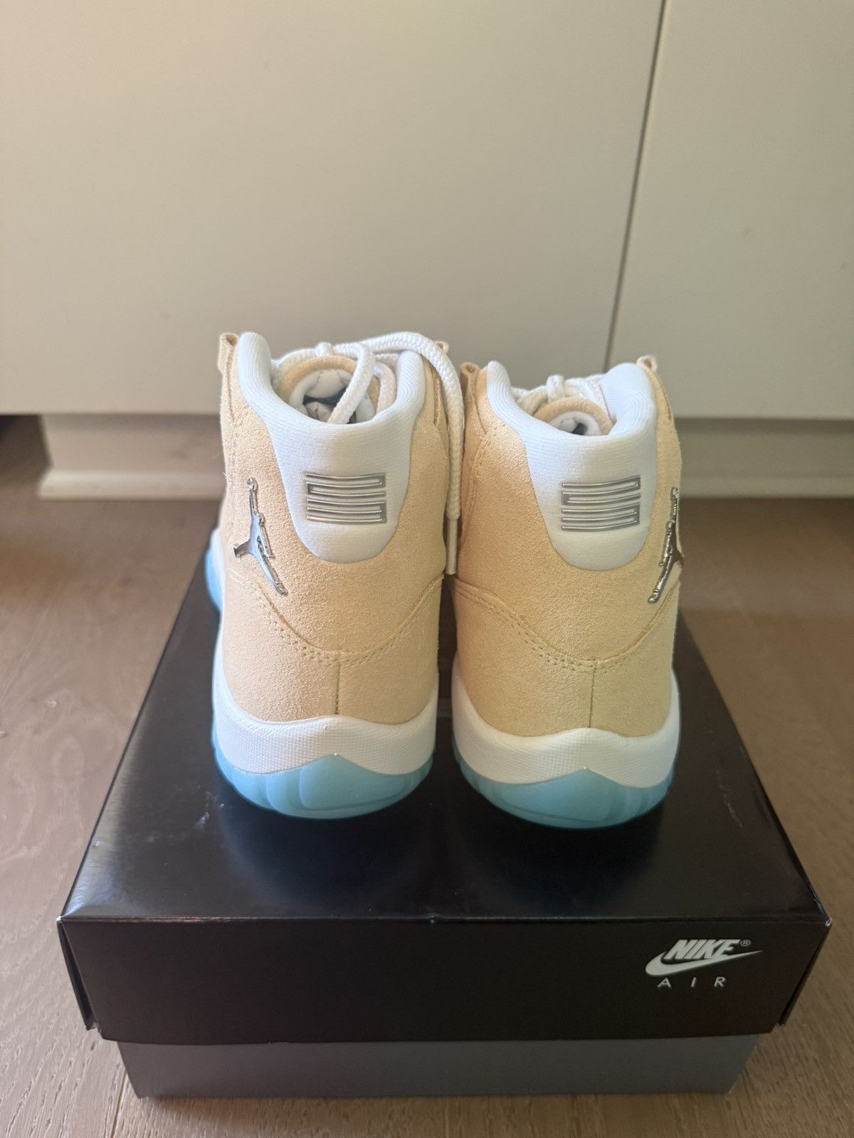 Jordan Brand Air Jordan 11 Retro ‘H-Town’ SHIPS FAST Size 8 Size US 8 / EU 41 - 4 Thumbnail