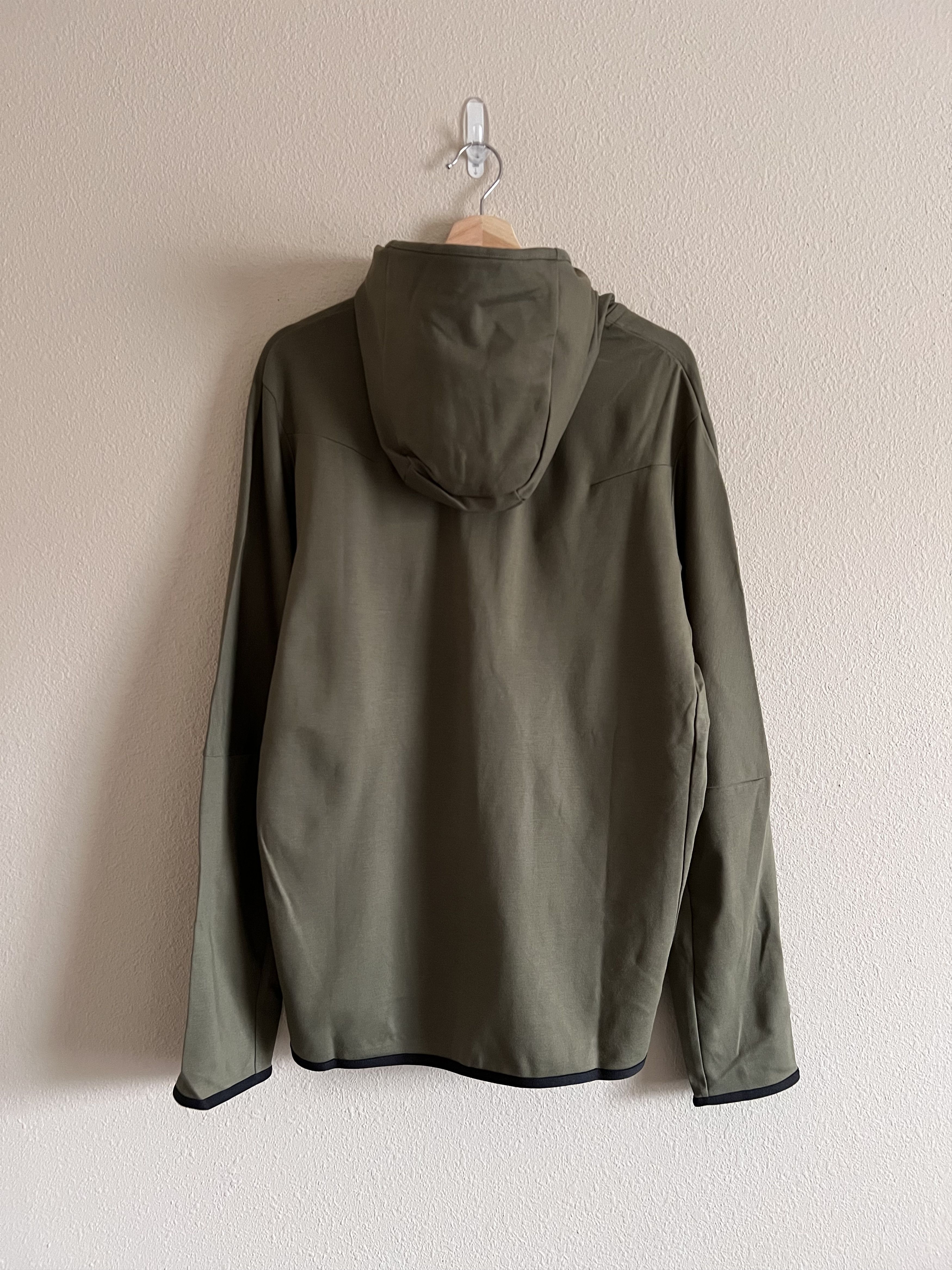 Nike Nike Tech Fleece Full Zip Sweatshirt in Olive Green Size US L / EU 52-54 / 3 - 5 Thumbnail