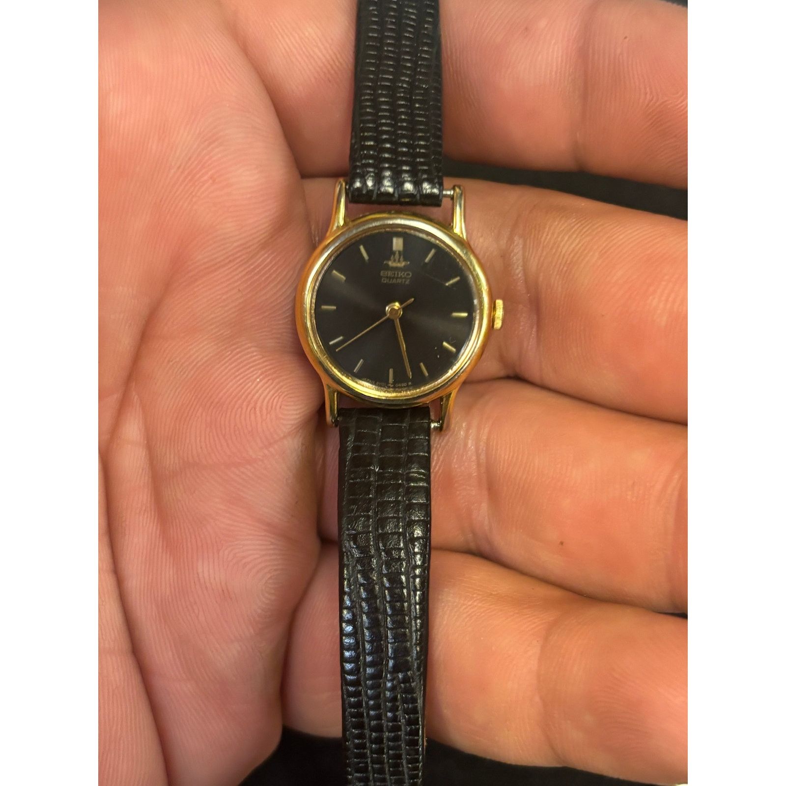 Seiko Vintage Seiko 2Y01-0010 Women’s Watch! New Battery! Size ONE SIZE - 9 Thumbnail