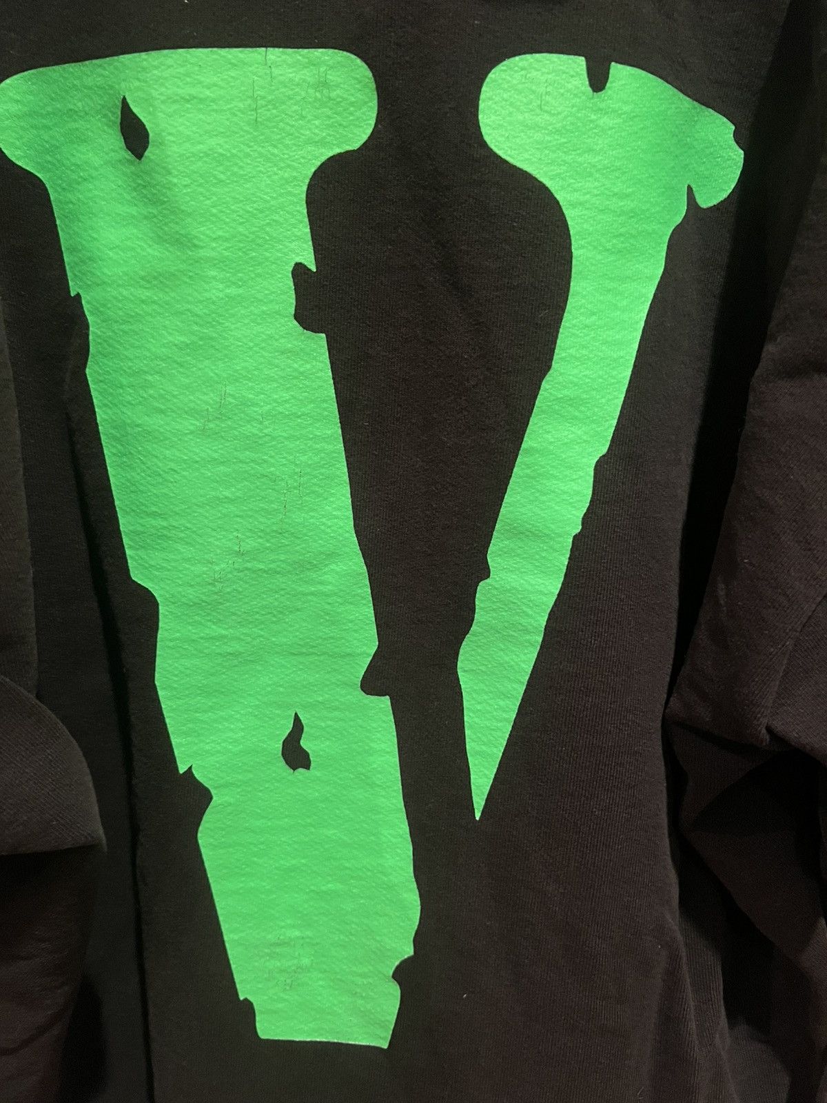 Vlone Vlone “I Love Chi” Hoodie Size US L / EU 52-54 / 3 - 5 Thumbnail