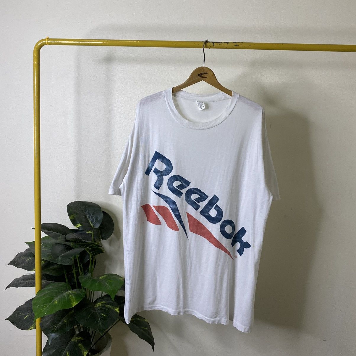 Reebok Vintage 1990s Reebok Big Logo T Shirt Size US XXL / EU 58 / 5 - 1 Thumbnail
