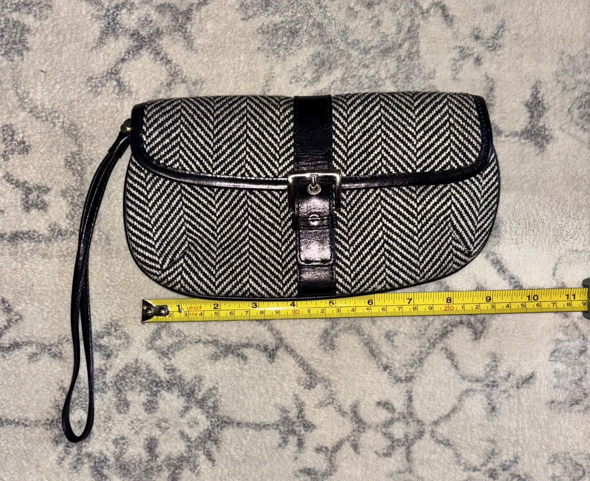 Banana Republic Banana Republic vintage black and white wool wristlet clutch Size ONE SIZE - 3 Thumbnail