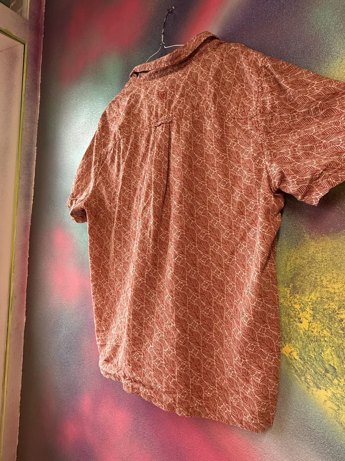 Other FatFace Dempsey Red Leaf Print Shirt – Short Sleeve shirt Size US XL / EU 56 / 4 - 5 Thumbnail