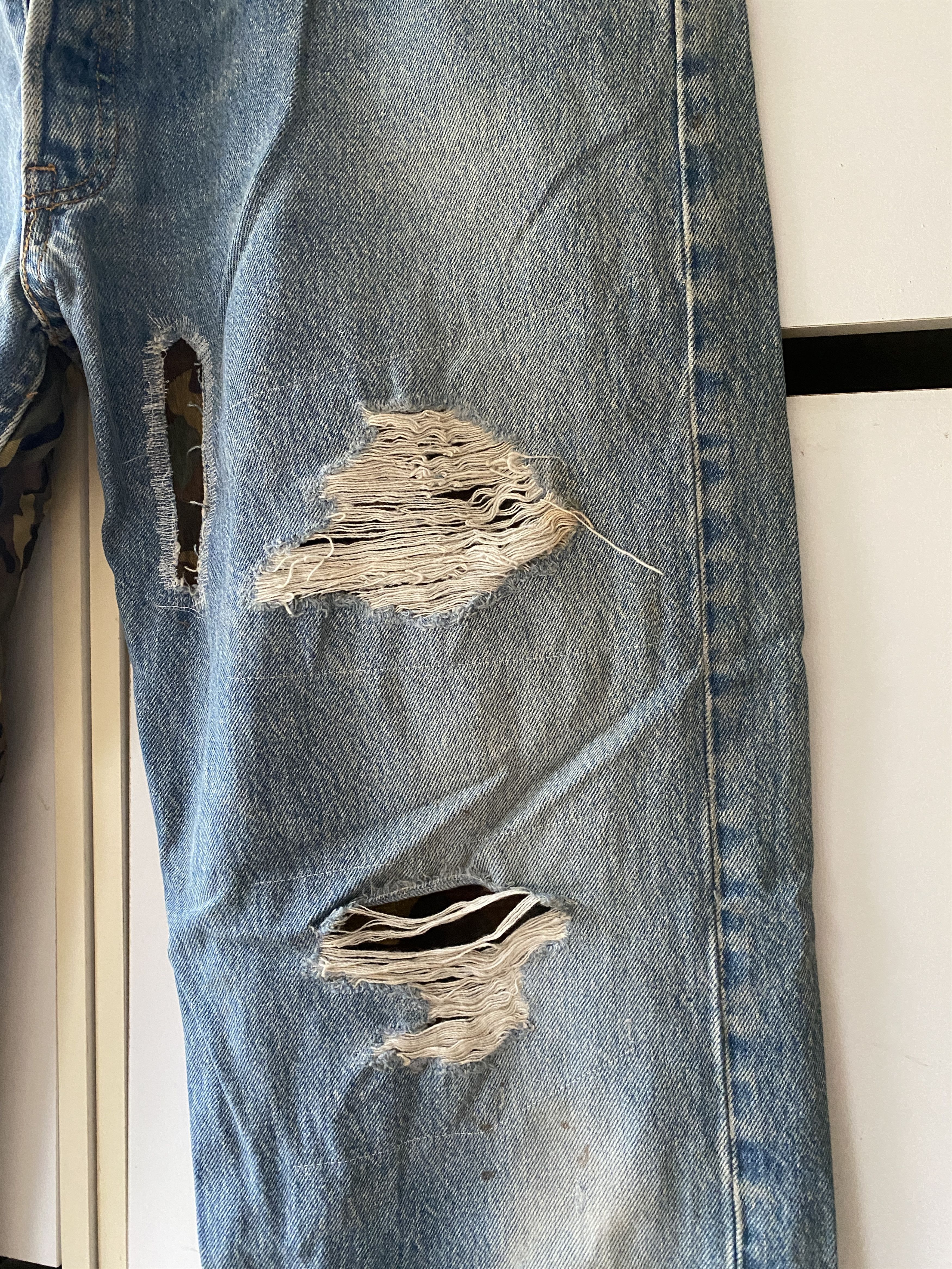 Levi's VINTAGE LEVIS 501 X CAMO JEANS Size US 40 / EU 56 - 6 Thumbnail