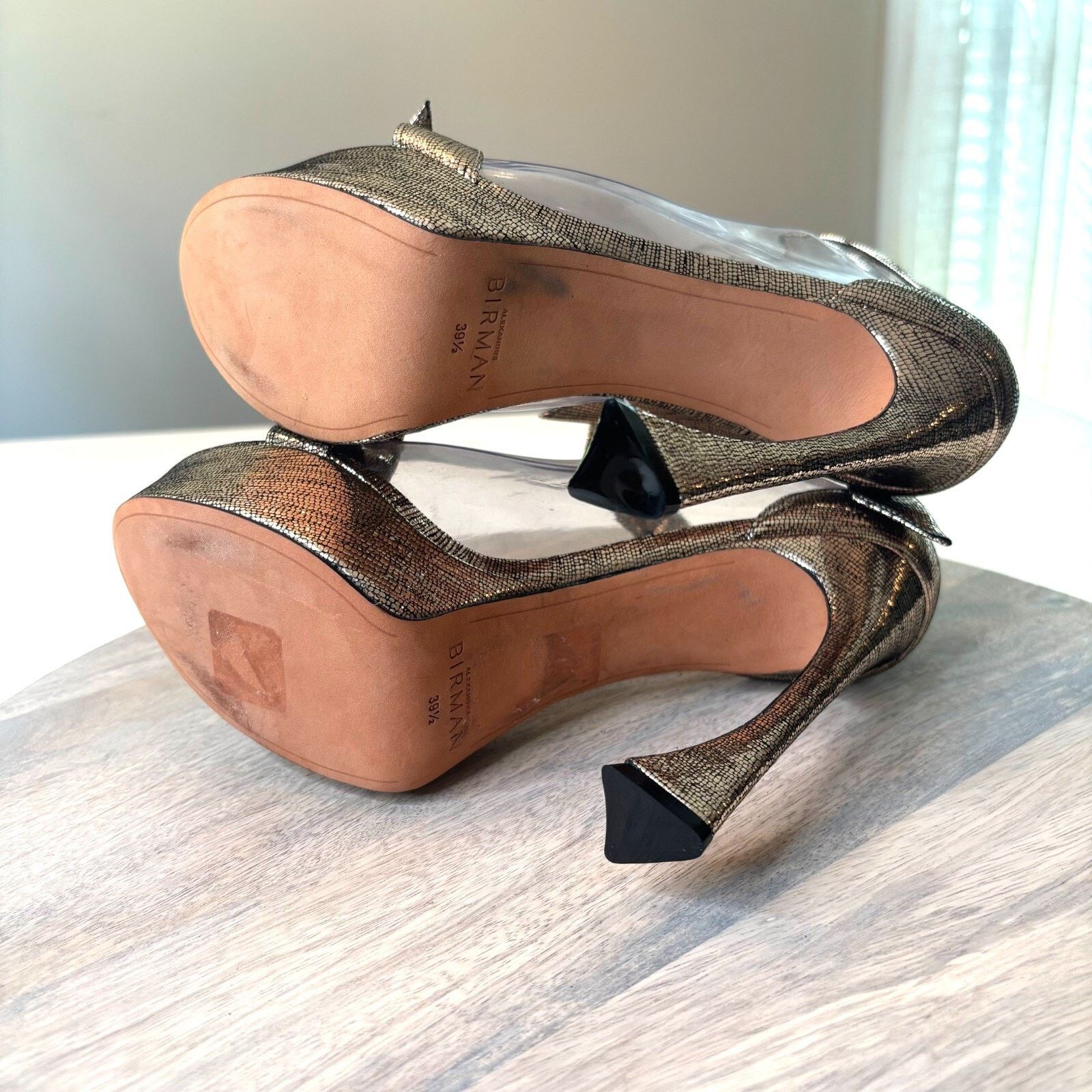 Alexandre Birman Alexandre Birman Clarita Gold Metallic 100 Heels US Size 9.5 Size US 9.5 / IT 39.5 - 13 Thumbnail