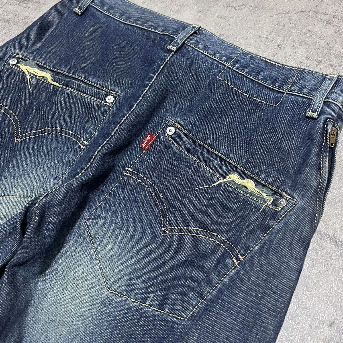 Levi's Levi's Engineered 5 Pockets Twisted Distressed Denim Jeans Size US 30 / EU 46 - 8 Thumbnail