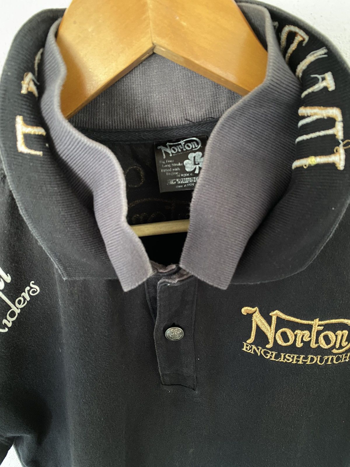 Norton Norton unapproachable England Rare Design Size US L / EU 52-54 / 3 - 6 Thumbnail