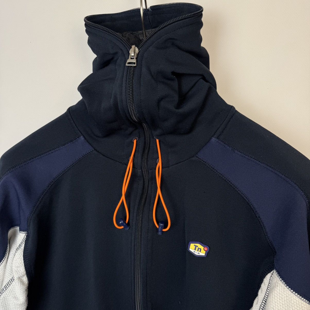 Vintage Nike TN Air Zip-Through Hoodie Full Zip Vintage Sz L Men Size US L / EU 52-54 / 3 - 3 Thumbnail