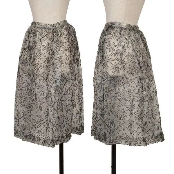 Comme des Garcons Comme des Garcons size M Perspective of overskirt with Bla Size 23" - 1 Thumbnail