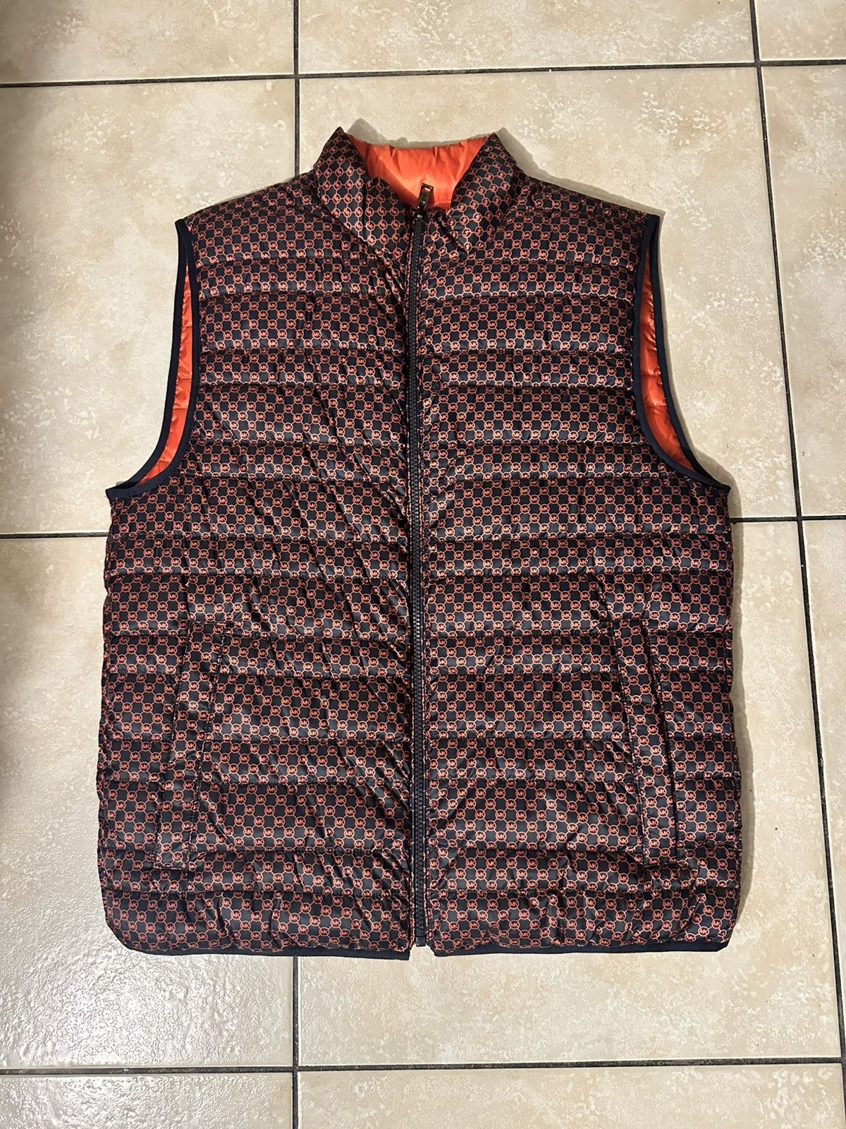 Michael Kors Michael Kors Reversible Vest Size US M / EU 48-50 / 2 - 1 Thumbnail