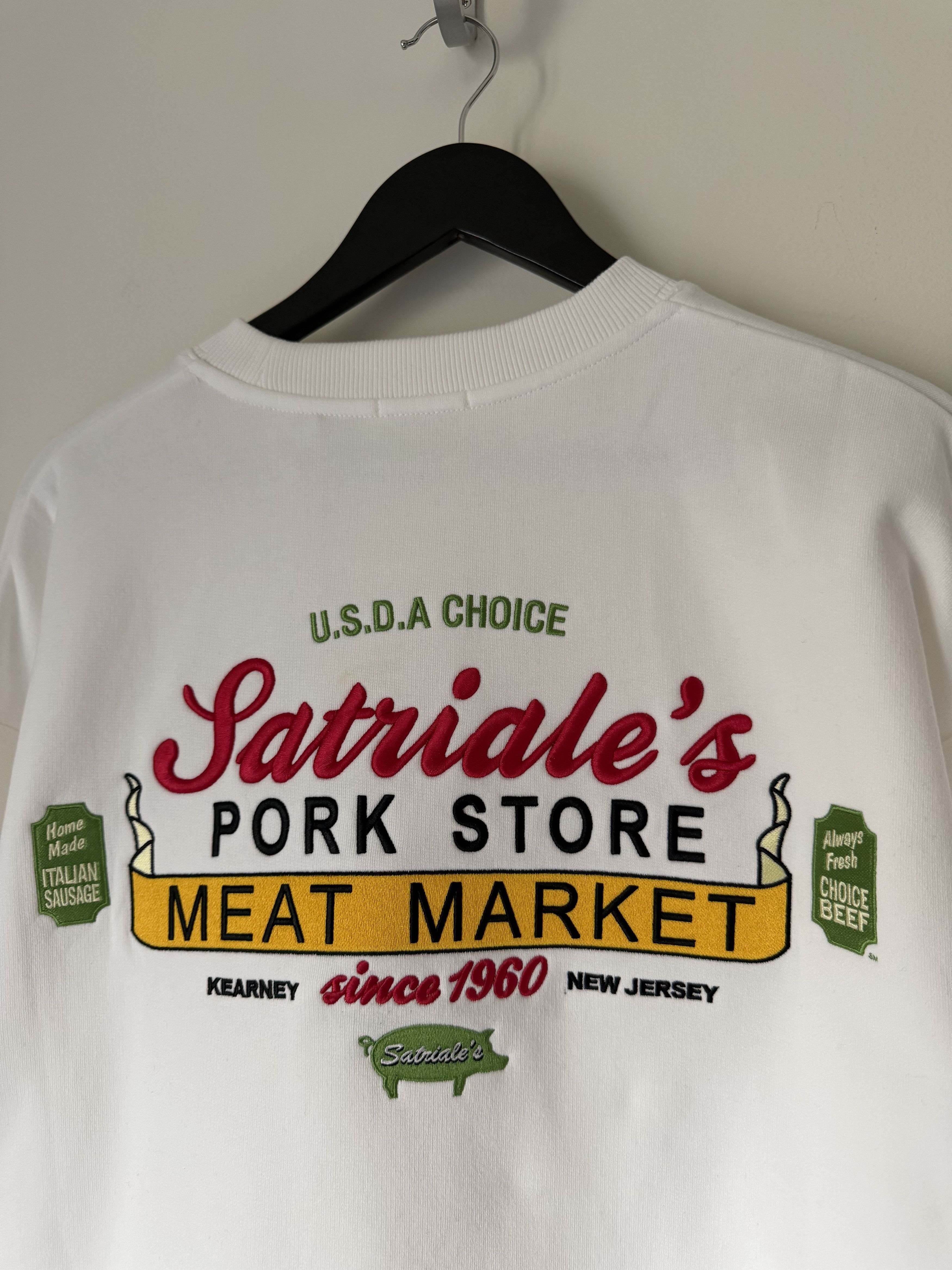 Kith Kith Sopranos Satriale's Nelson Crewneck Sweatshirt in White Size US M / EU 48-50 / 2 - 5 Thumbnail