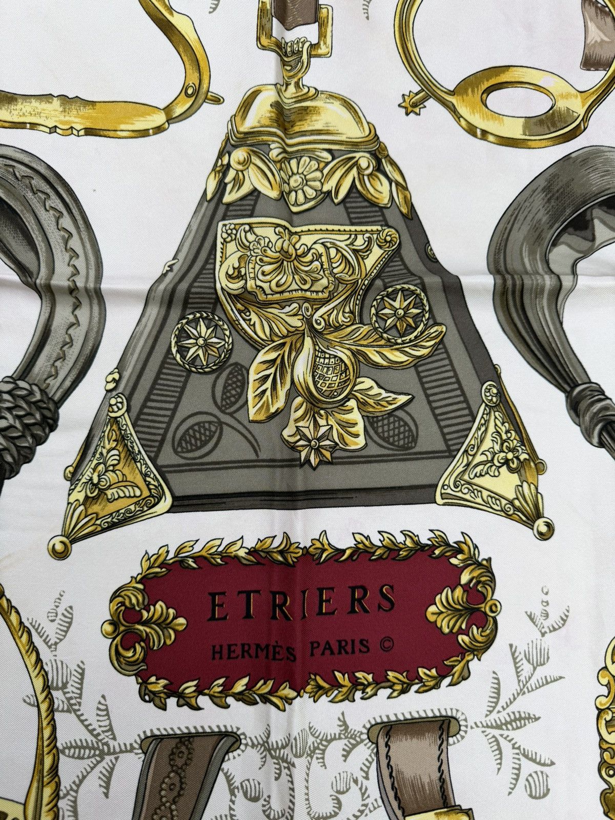 Hermes Hermes Etriers Silk Scarf Vintage Red Gold Size ONE SIZE - 2 Thumbnail