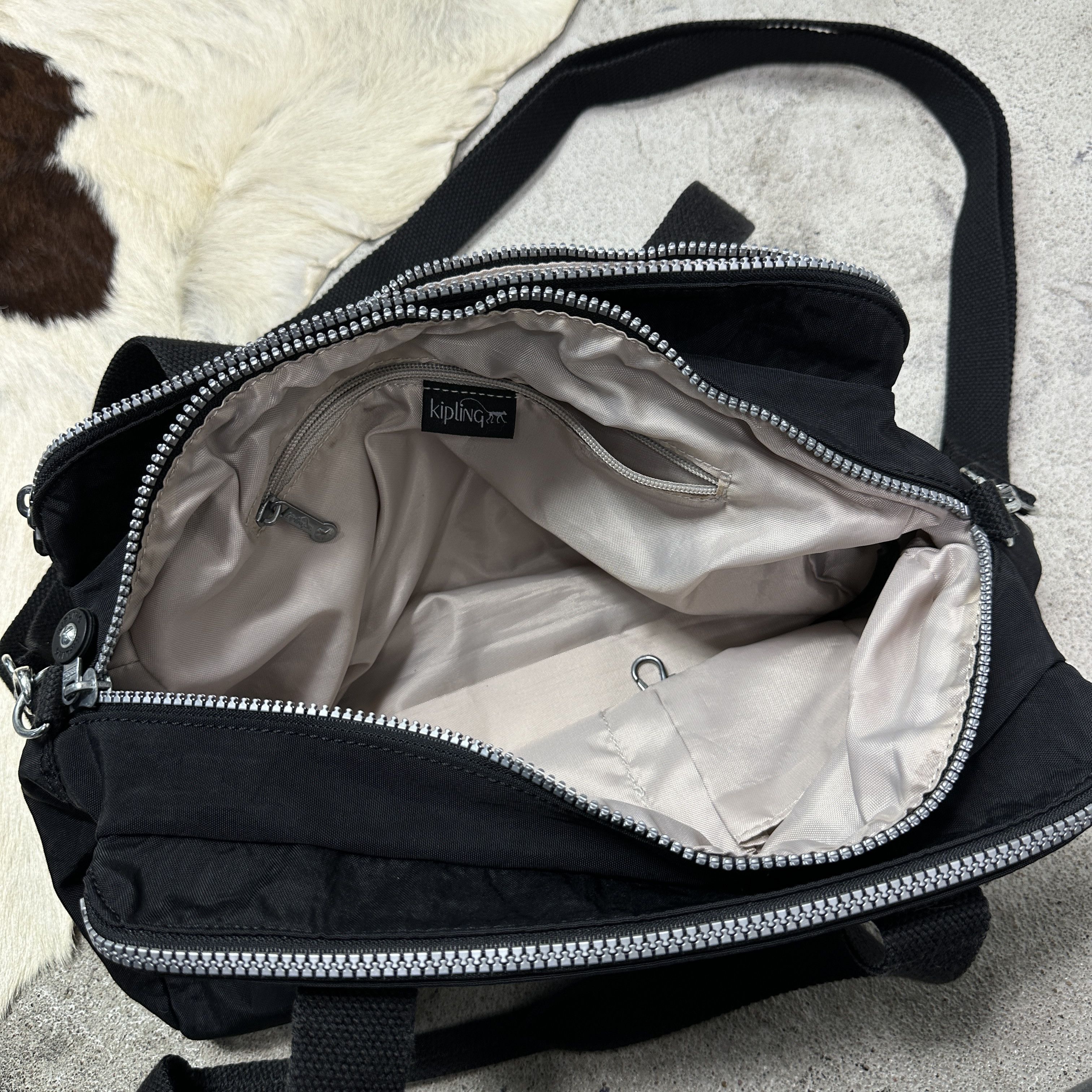 Vintage Vintage Gorpcore Nylon Kipling Bag Y2K Size ONE SIZE - 8 Thumbnail