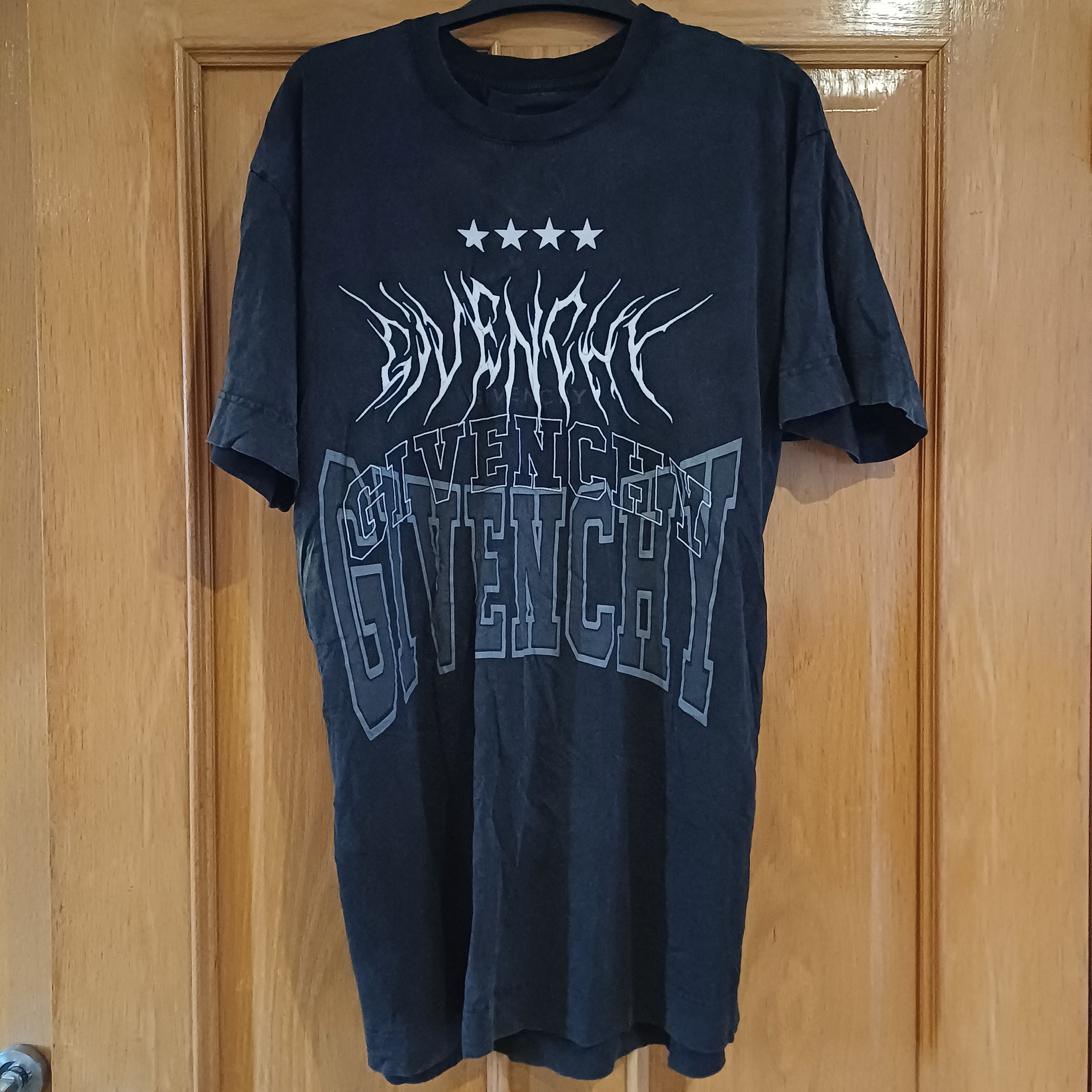 Givenchy Givenchy Multi Metal Logo T-Shirt Size US L / EU 52-54 / 3 - 1 Thumbnail