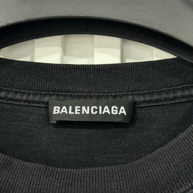 Balenciaga Balenciaga Logo logo short sleeve Size US XL / EU 56 / 4 - 4 Thumbnail