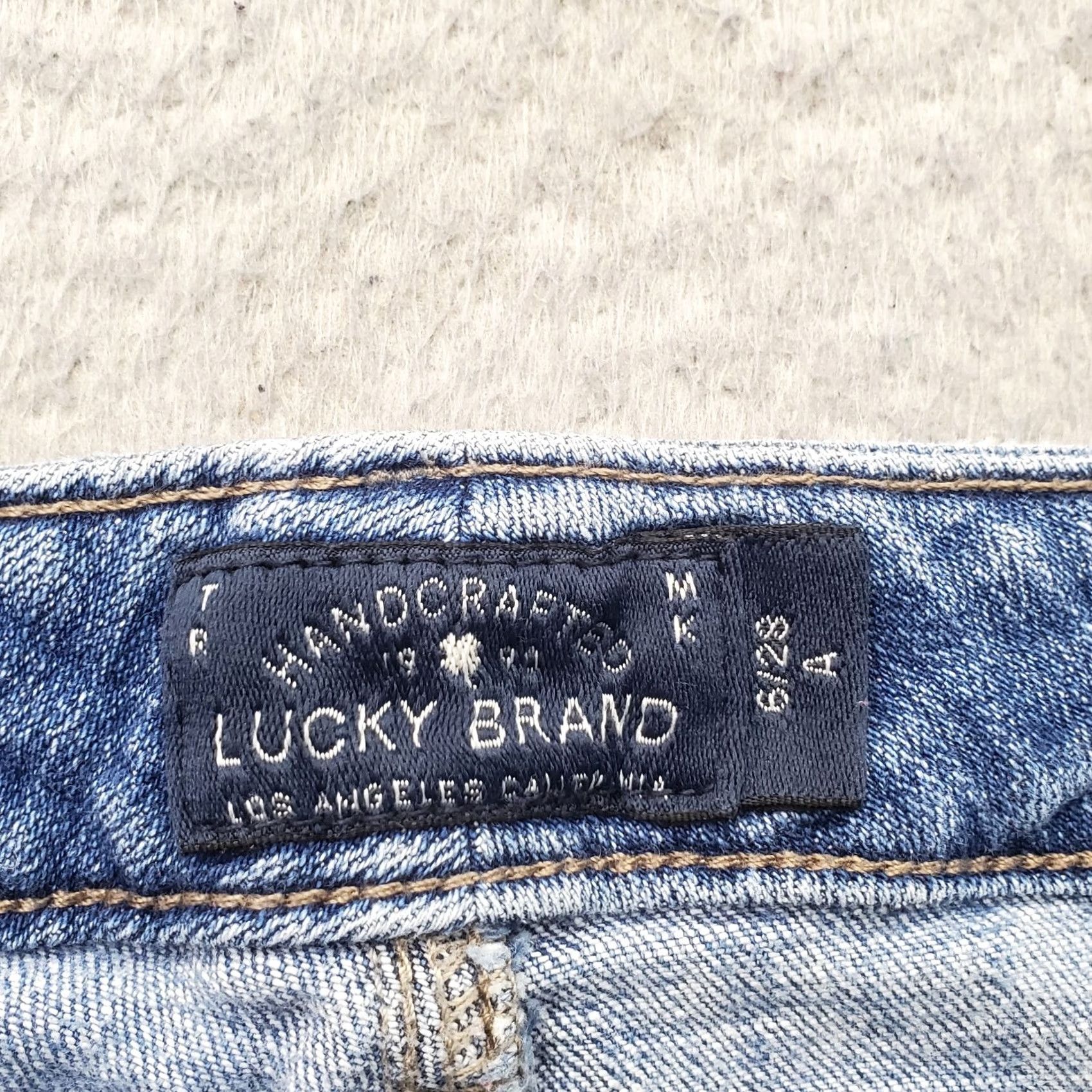 Lucky Brand Lucky Brand Lolita Skinny Jeans Womens Size 6 Denim Blue Distressed Frayed Hem 5-Pocket Stretch Distinguished Distressed Hem Size 28" / US 6 / IT 42 - 7 Thumbnail