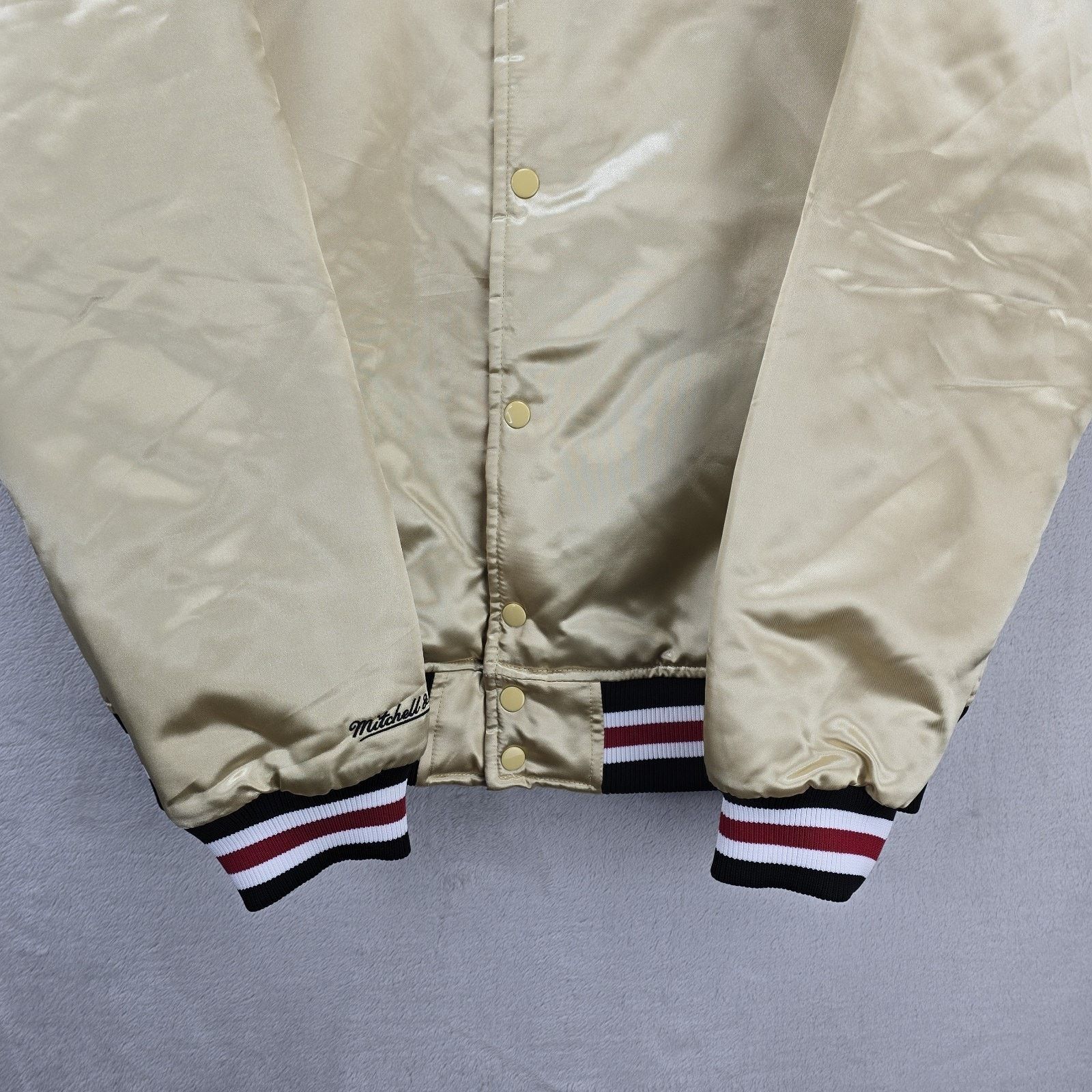 Mitchell & Ness Mitchell & Ness NBA Chicago Bulls 1998 Finals Jacket XL Size US XL / EU 56 / 4 - 6 Thumbnail