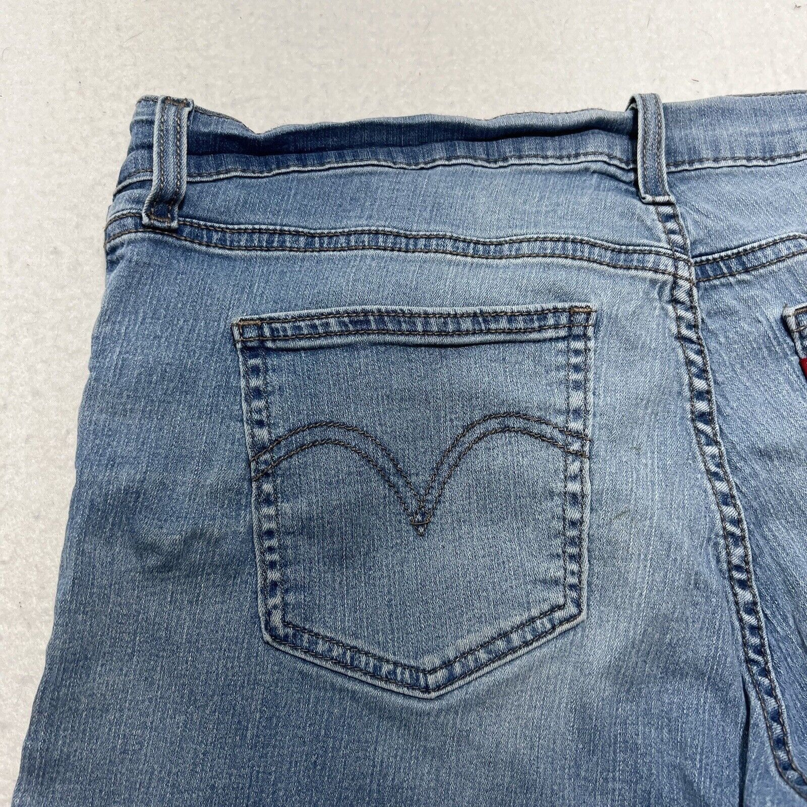 Levi's Levi's 36 Waist Blue Bermuda Jean Shorts Patch 5" Inseam Size 36" / US 14 / IT 50 - 8 Thumbnail