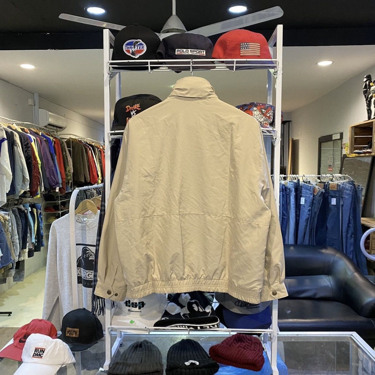 Gianni Valentino vintage Gianni Valentino light jacket with embroidered logo Size US M / EU 48-50 / 2 - 2 Thumbnail