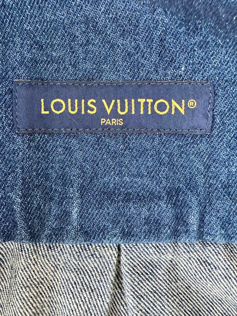Louis Vuitton Louis Vuitton SS25 Men's Spring-Summer Collection Logo Bad Size US M / EU 48-50 / 2 - 4 Thumbnail