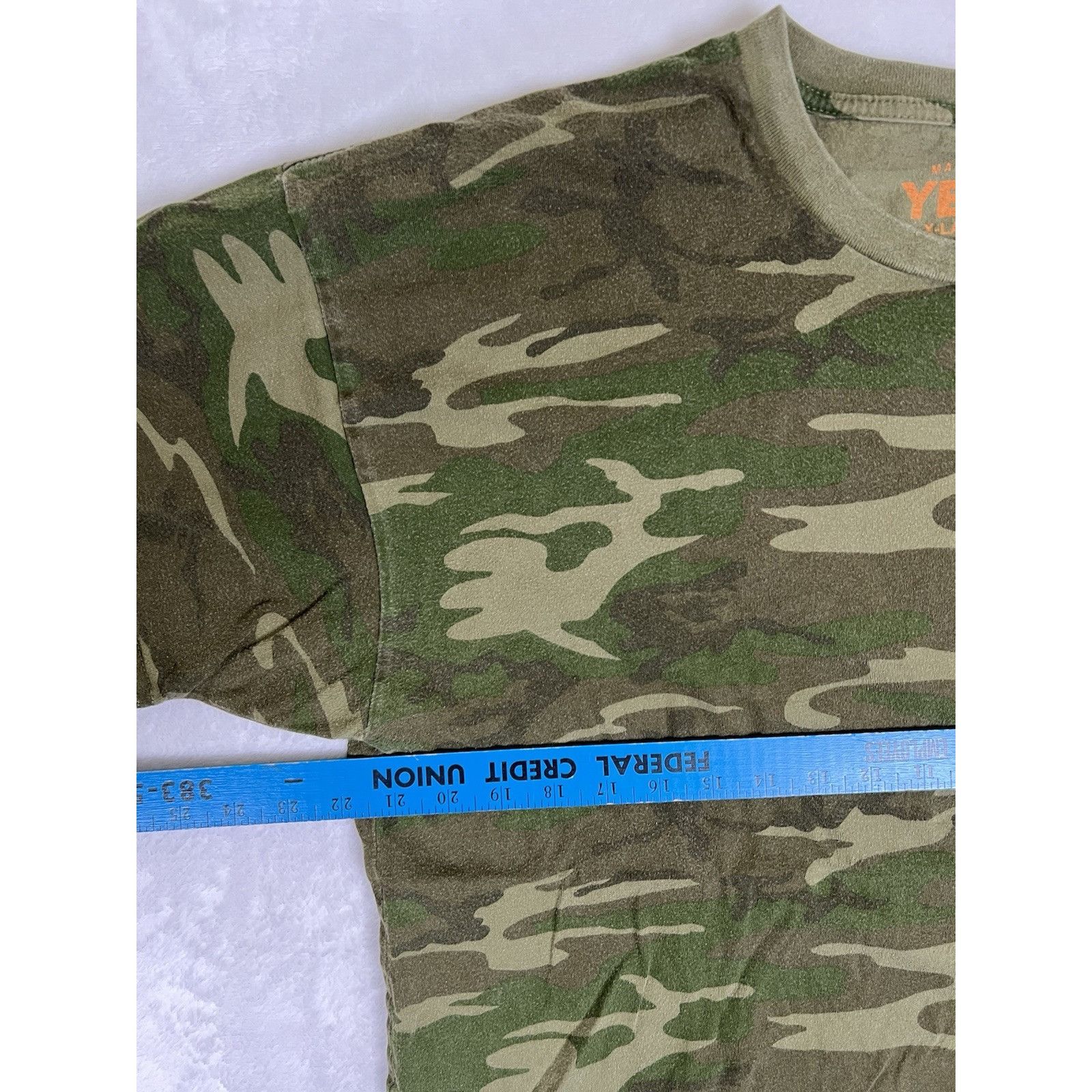 Yeti YETI T-Shirt Mens Size 2XL Camo Orange Print "Built For The Size US XXL / EU 58 / 5 - 3 Thumbnail