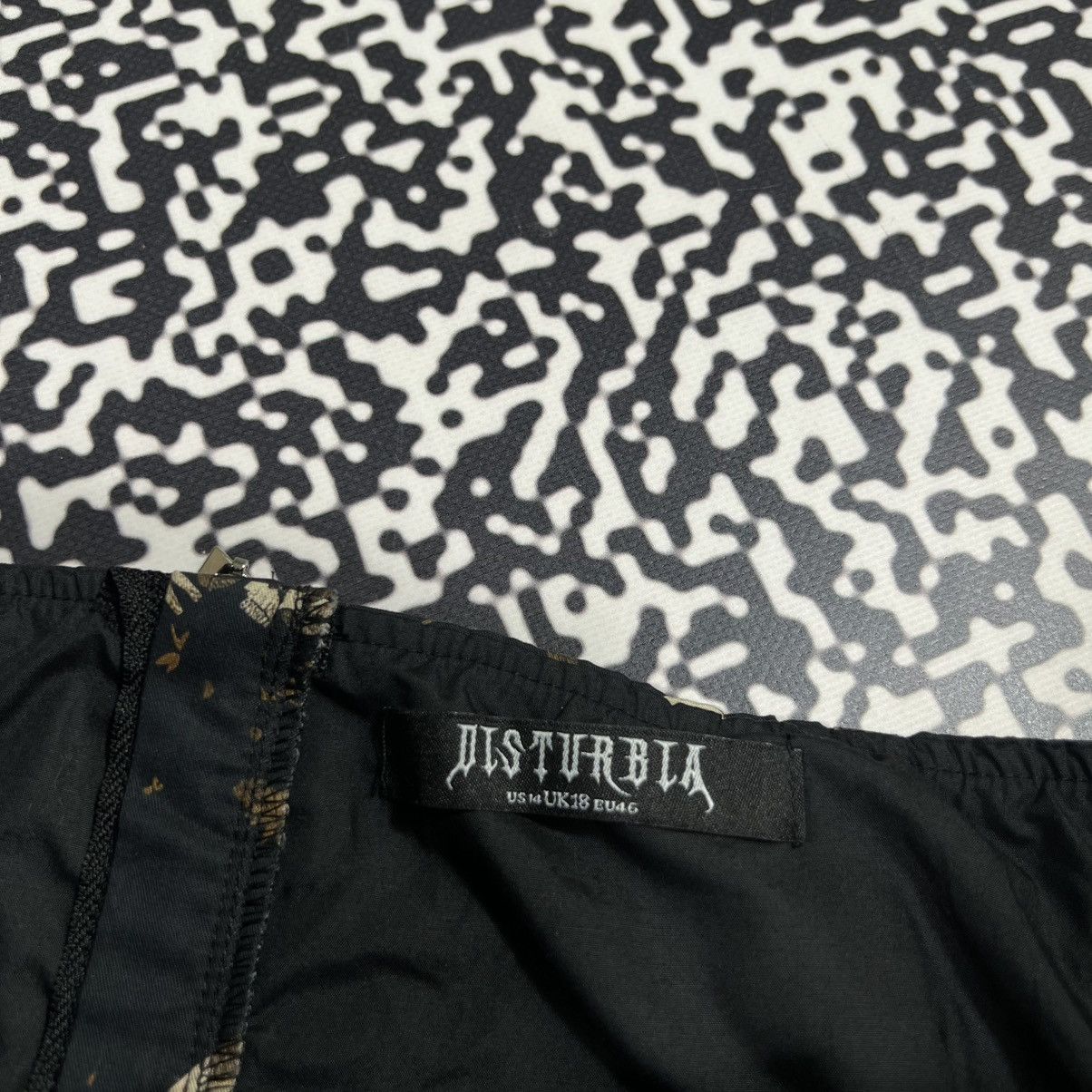 Disturbia Vintage Y2K Disturbia Gothic Skull Bones Japanese Tank Top Size XL / US 12-14 / IT 48-50 - 15 Thumbnail