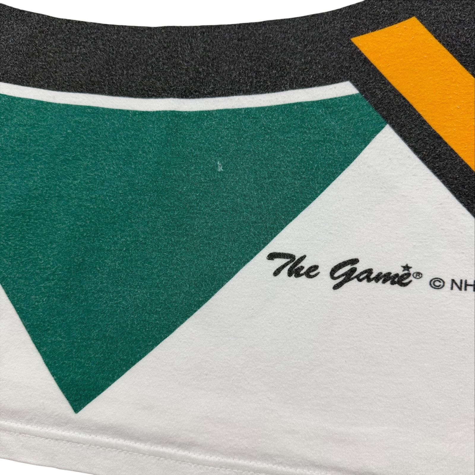 NHL VTG 90s MIGHTY DUCKS 1994 THE GAME BIG LOGO AOP T-SHIRT Size US M / EU 48-50 / 2 - 10 Thumbnail