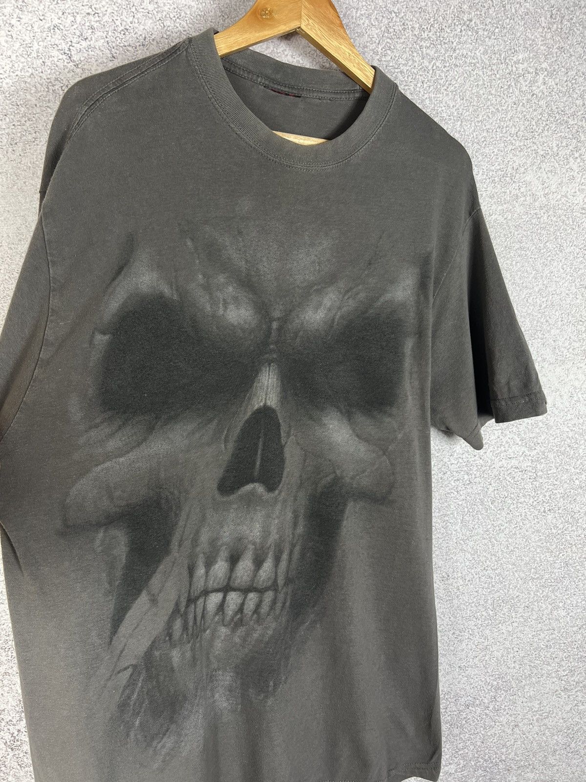 Vintage Vintage Y2K Skull All Overprinted Pentagram Tee Size US L / EU 52-54 / 3 - 4 Thumbnail