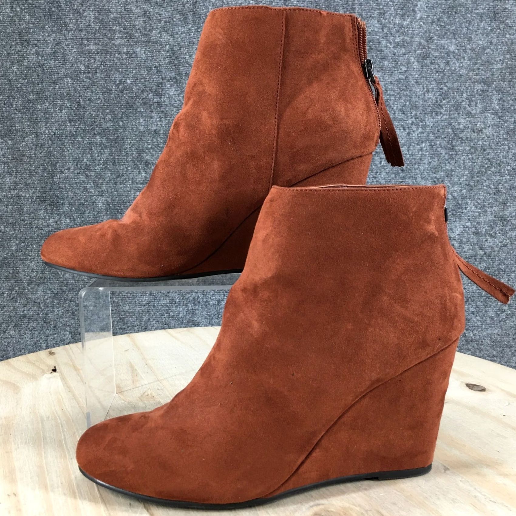 Dolce Vita DV Dolce Vita Boots Womens 9 Casual Back Zip Wedge Ankle Bootie Brown Fabric Boots Women 9 Brown Fabric Wedge Ankle Bootie Dolce Vita Mens? Size US 9 / IT 39 - 2 Thumbnail