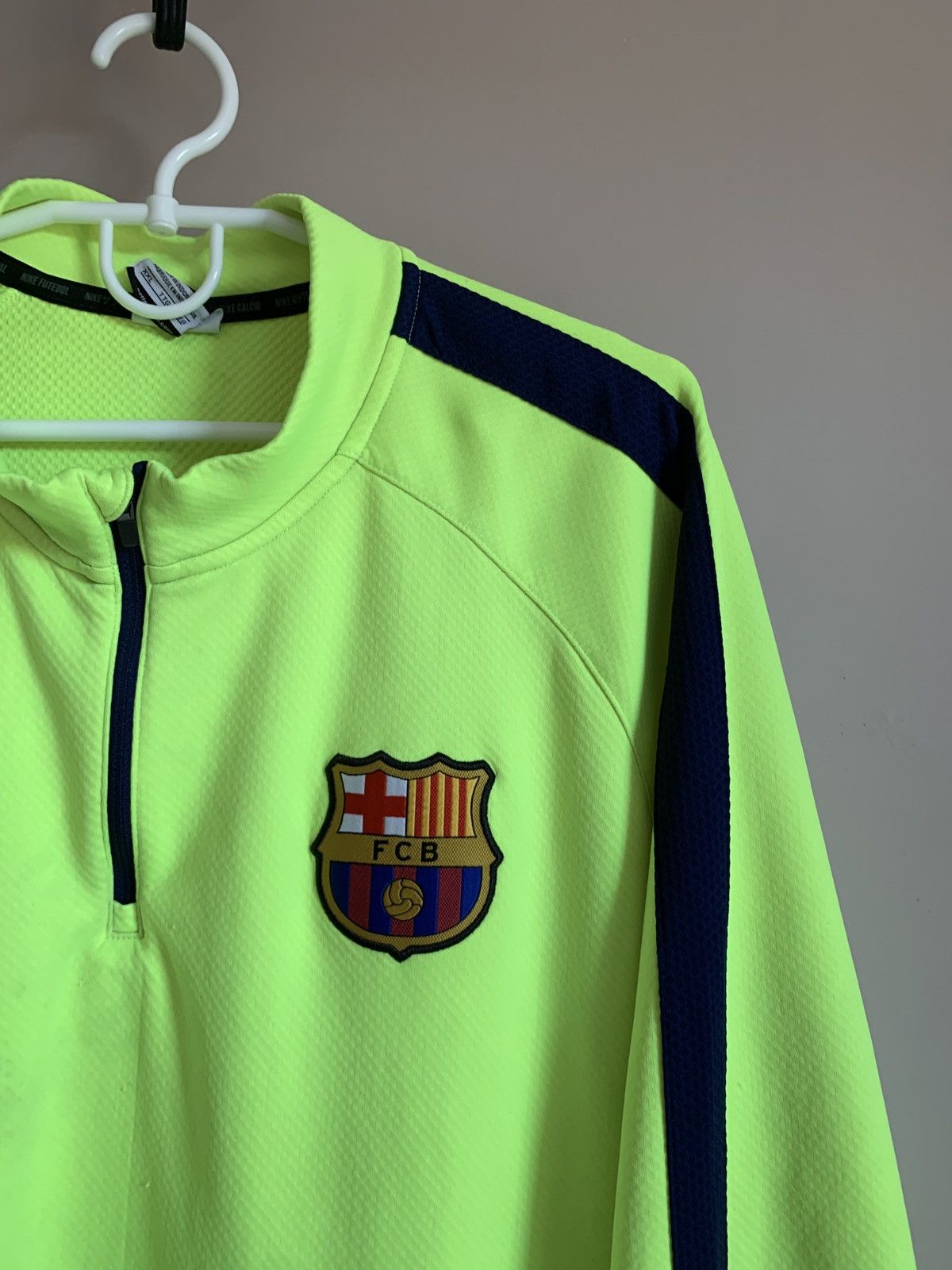 Nike Barcelona 1/3 Zip Football Pullover Sweatshirt Nike Soccer Size US XXL / EU 58 / 5 - 4 Thumbnail