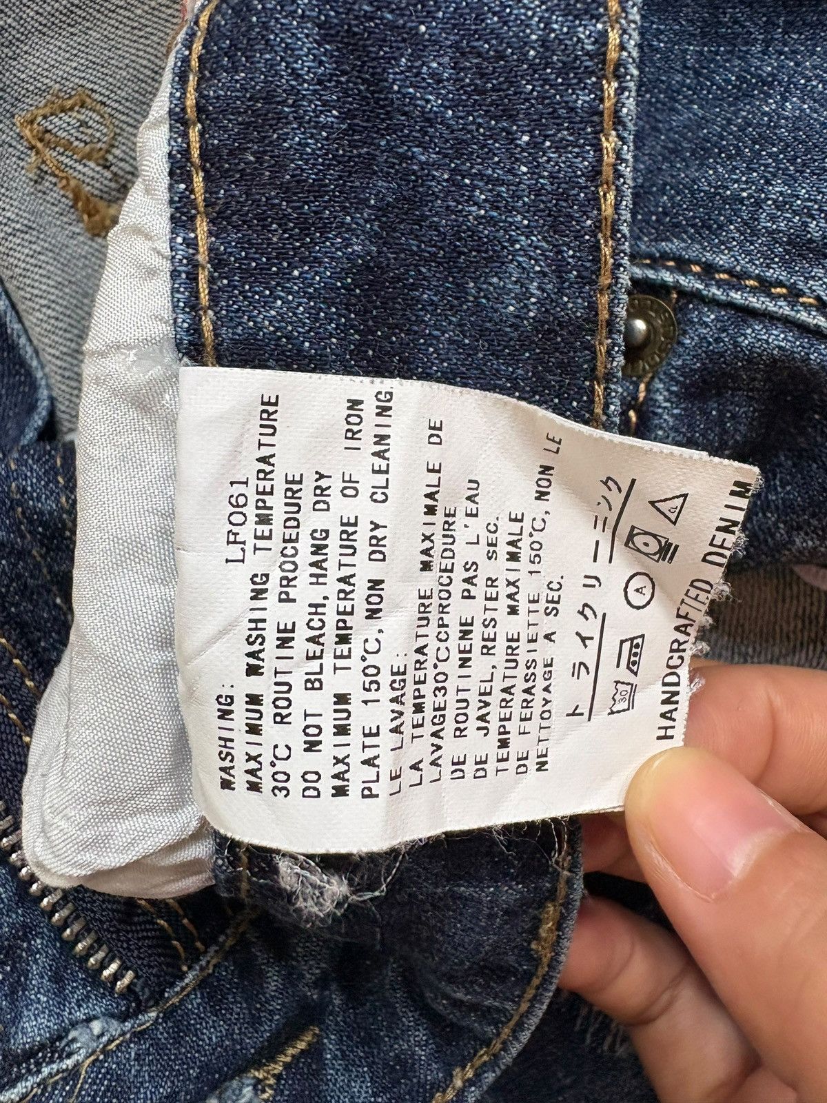 Dsquared2 Vintage Dsquared2 Patches Faded Wash Embellish Jeans Size US 31 - 11 Thumbnail
