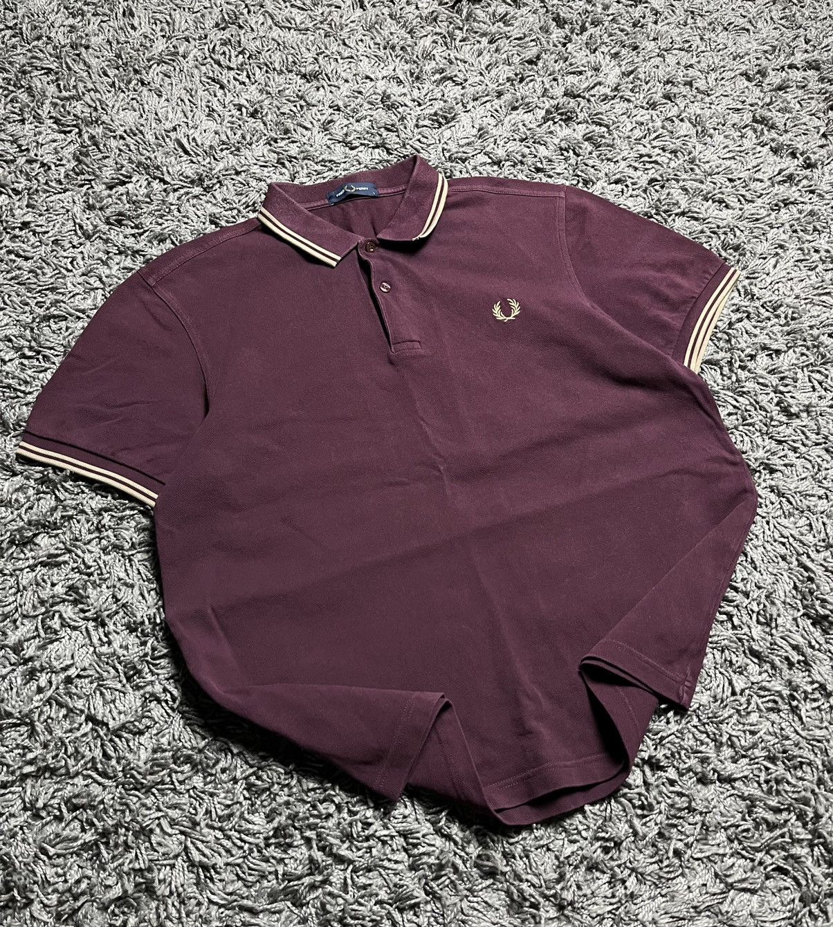 Fred Perry Fred Perry Twin Tipped Polo Shirt Oxblood / Champagne Size US L / EU 52-54 / 3 - 1 Thumbnail
