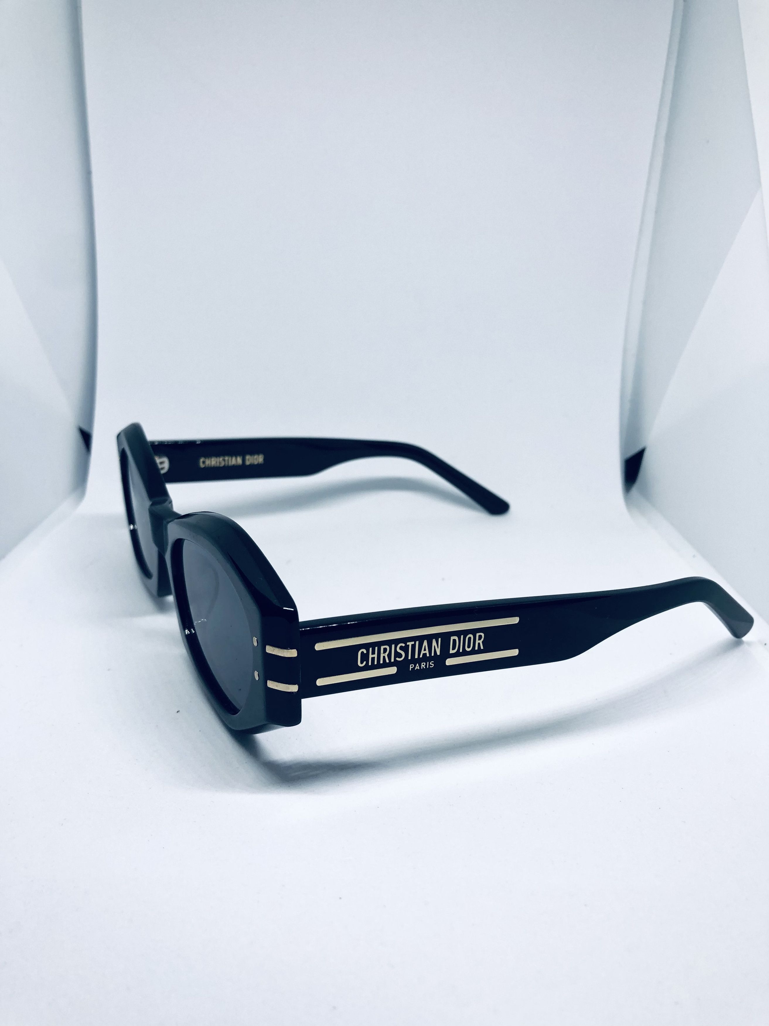 Dior Dior Signature B1U Black/Grey Butterfly Frame Women's Size ONE SIZE - 7 Thumbnail