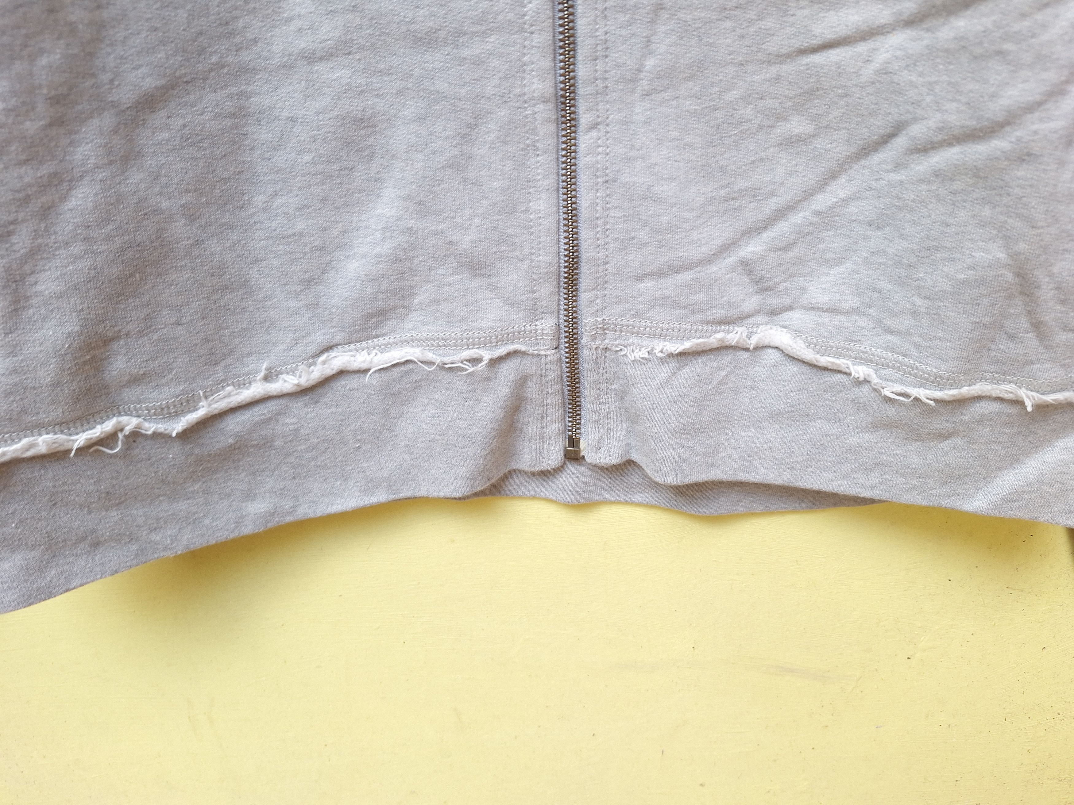 FCUK × French Connection 📌Defect on zipper Fcuk by French Connection Zipper Jacket Size US L / EU 52-54 / 3 - 4 Thumbnail