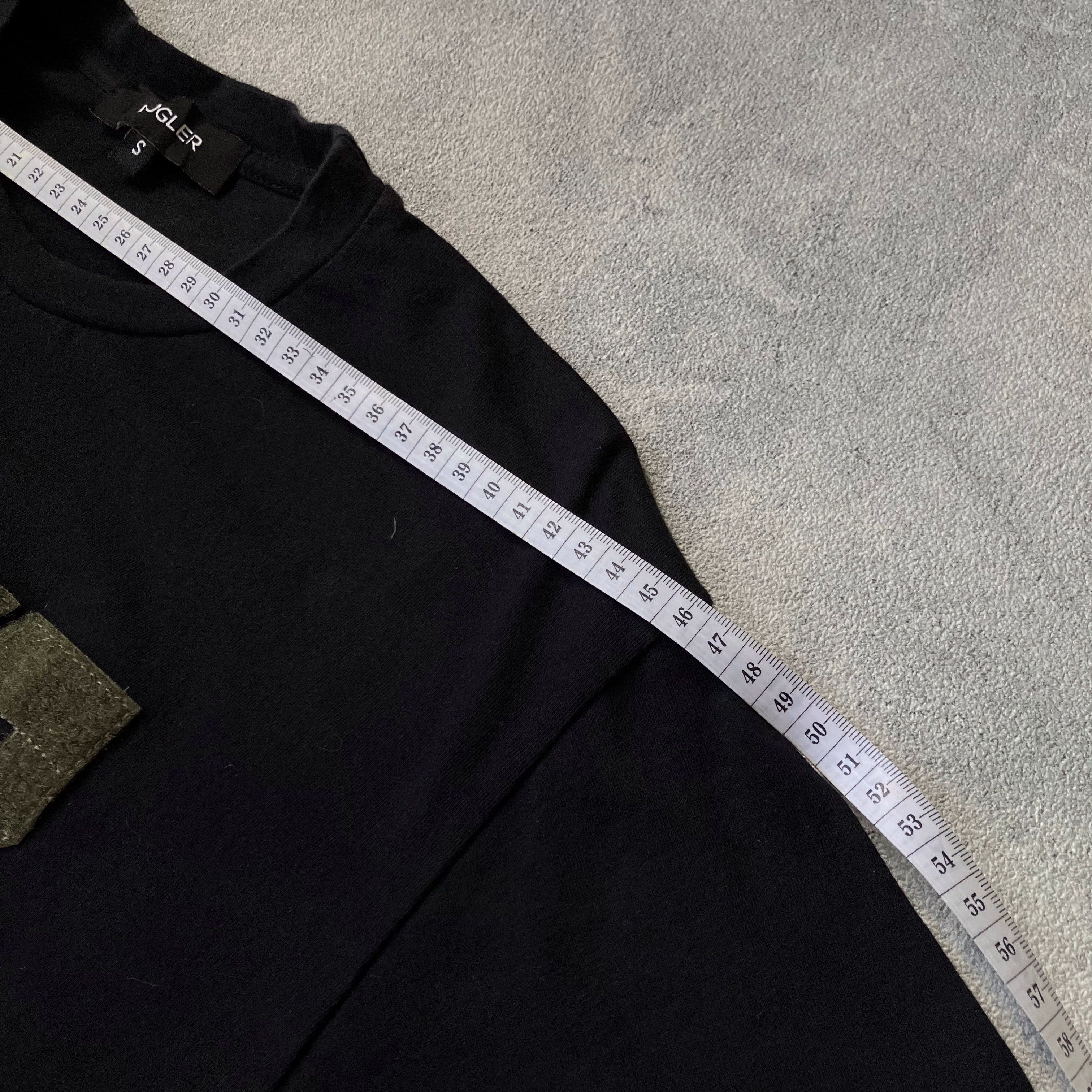 Mugler Thierry Mugler F/W 2013 patched font black t-shirt Size US S / EU 44-46 / 1 - 9 Thumbnail