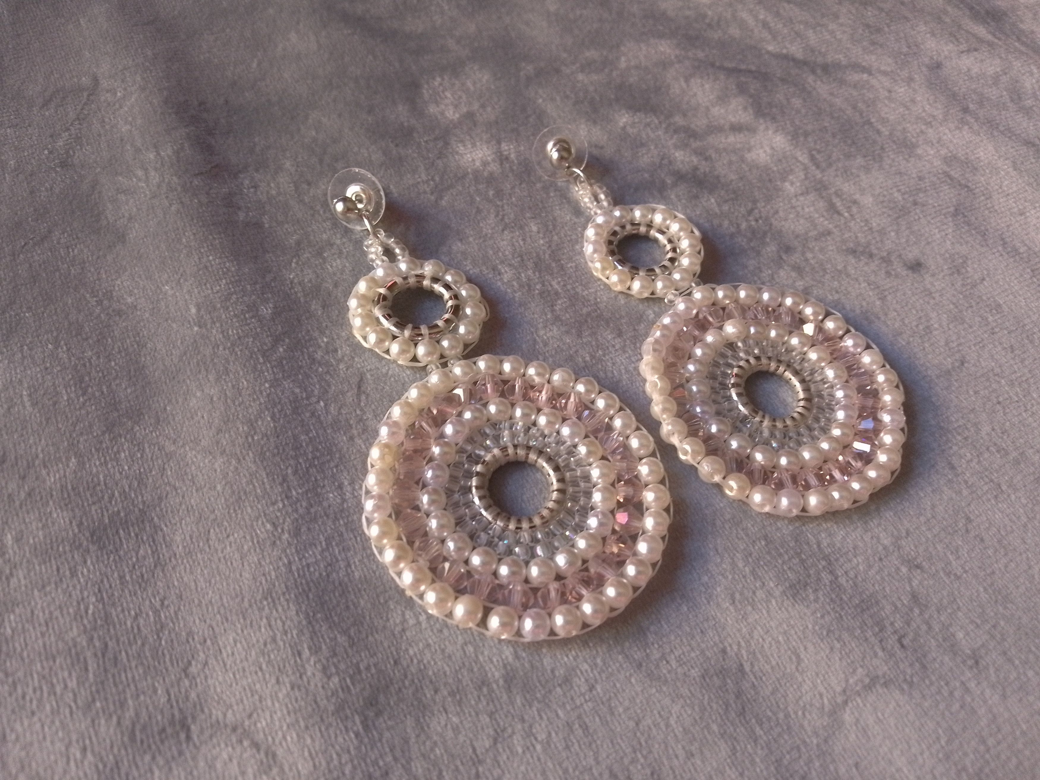 Handmade Earrings Circle Pearls Crystal Elegant White Party Wedding Size ONE SIZE - 3 Thumbnail