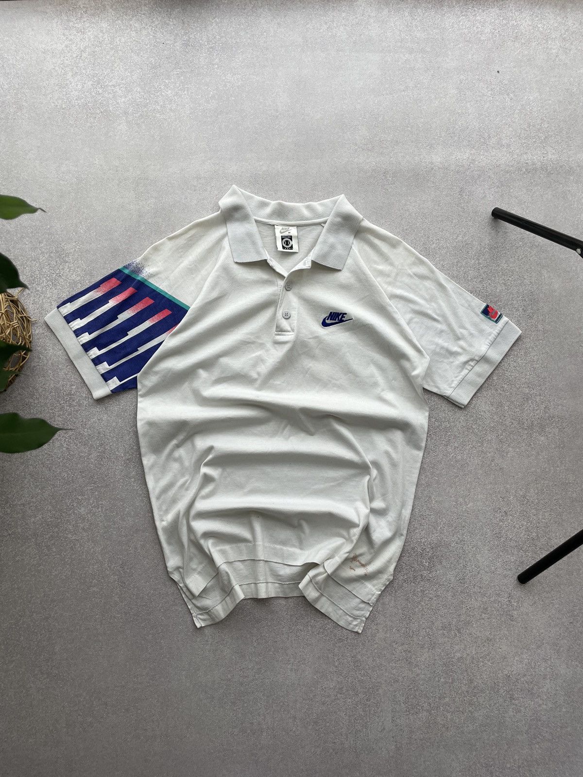 image of Nike Challenger Court Polo Shirt in White, Men's (Size Medium)